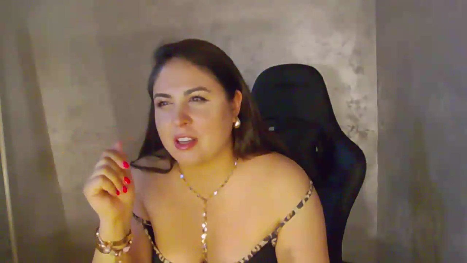 Gallery image thumbnail from NotVanilla's myfreecams stream on, 06/08/2026, 06:29 image 17 of 20