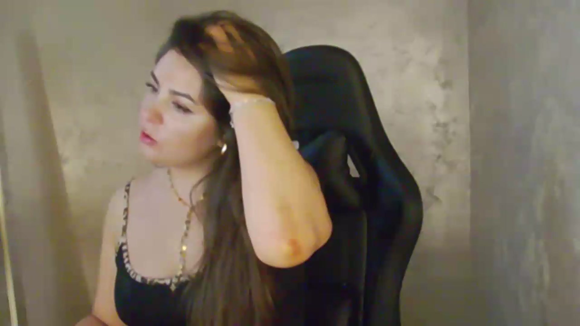 Gallery image thumbnail from NotVanilla's myfreecams stream on, 06/08/2026, 07:43 image 15 of 20