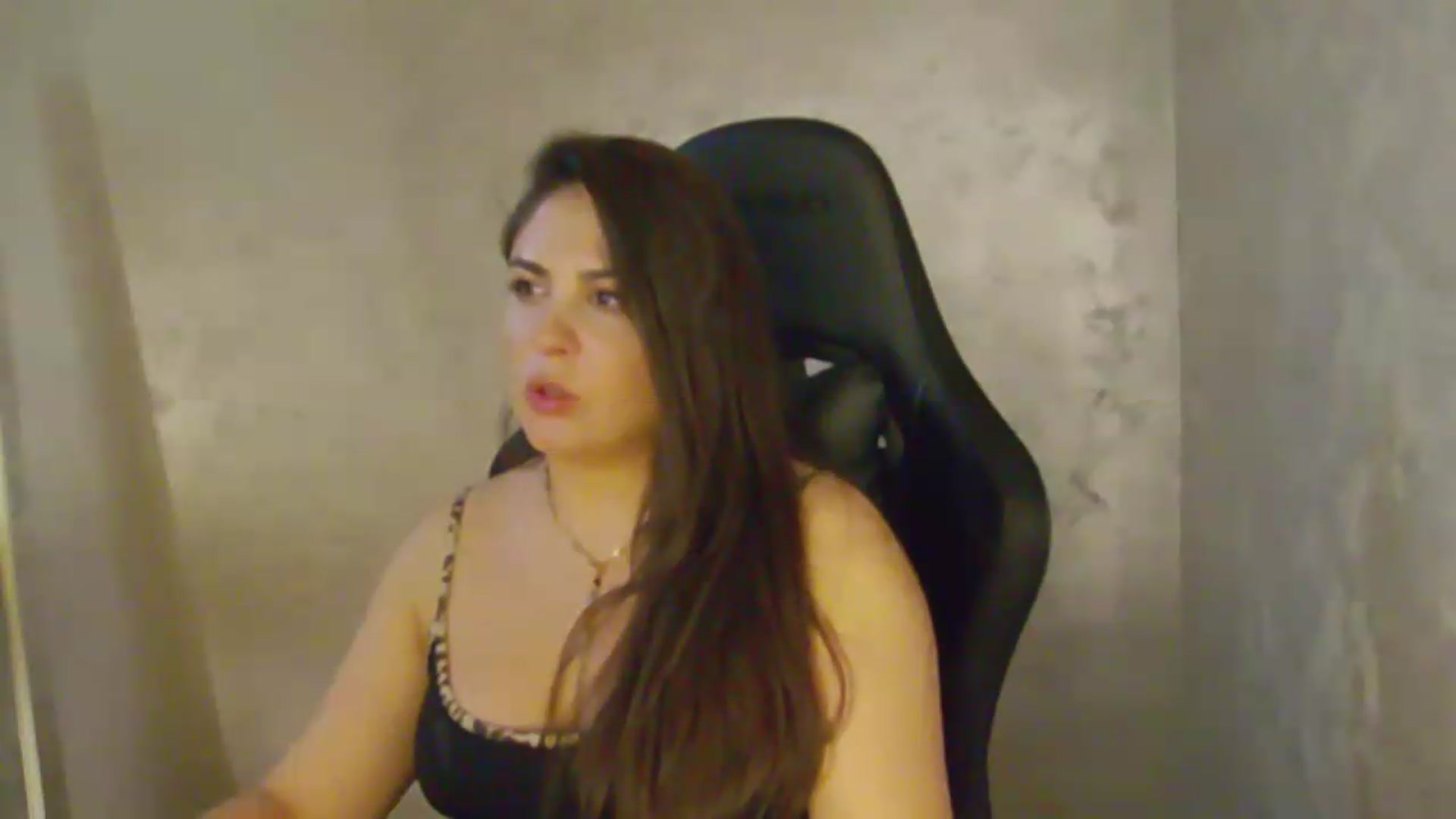 Gallery image thumbnail from NotVanilla's myfreecams stream on, 06/08/2026, 07:43 image 9 of 20