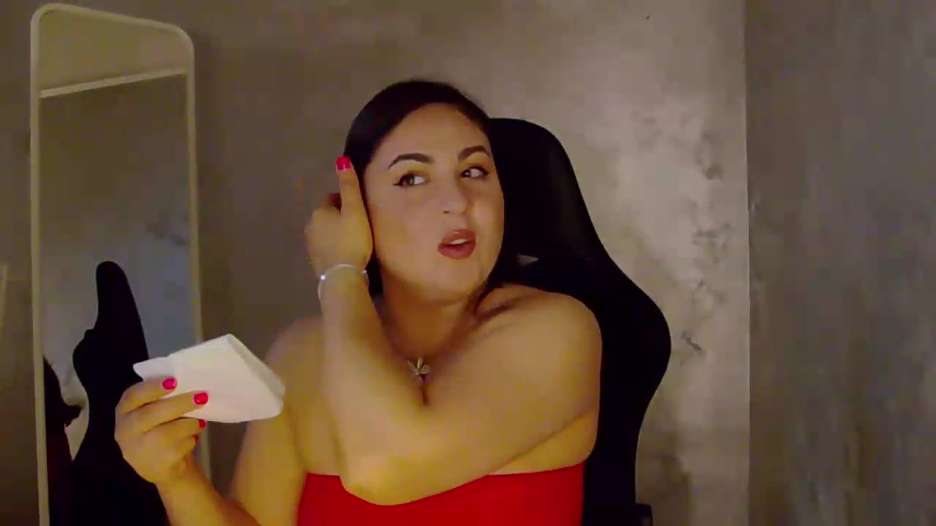 Gallery image thumbnail from NotVanilla's myfreecams stream on, 06/10/2026, 24:00 image 8 of 20