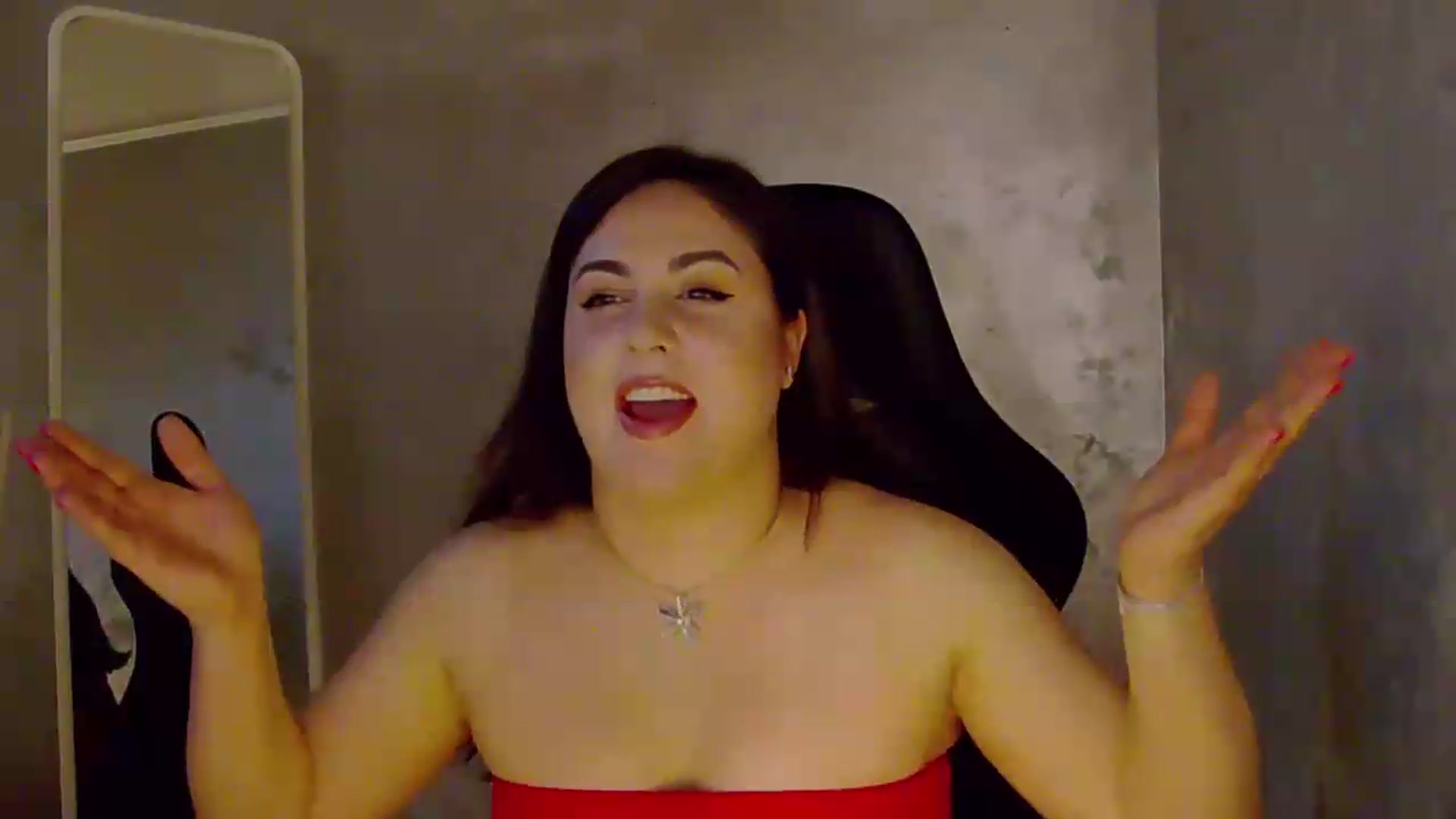 Gallery image thumbnail from NotVanilla's myfreecams stream on, 06/10/2026, 24:00 image 18 of 20