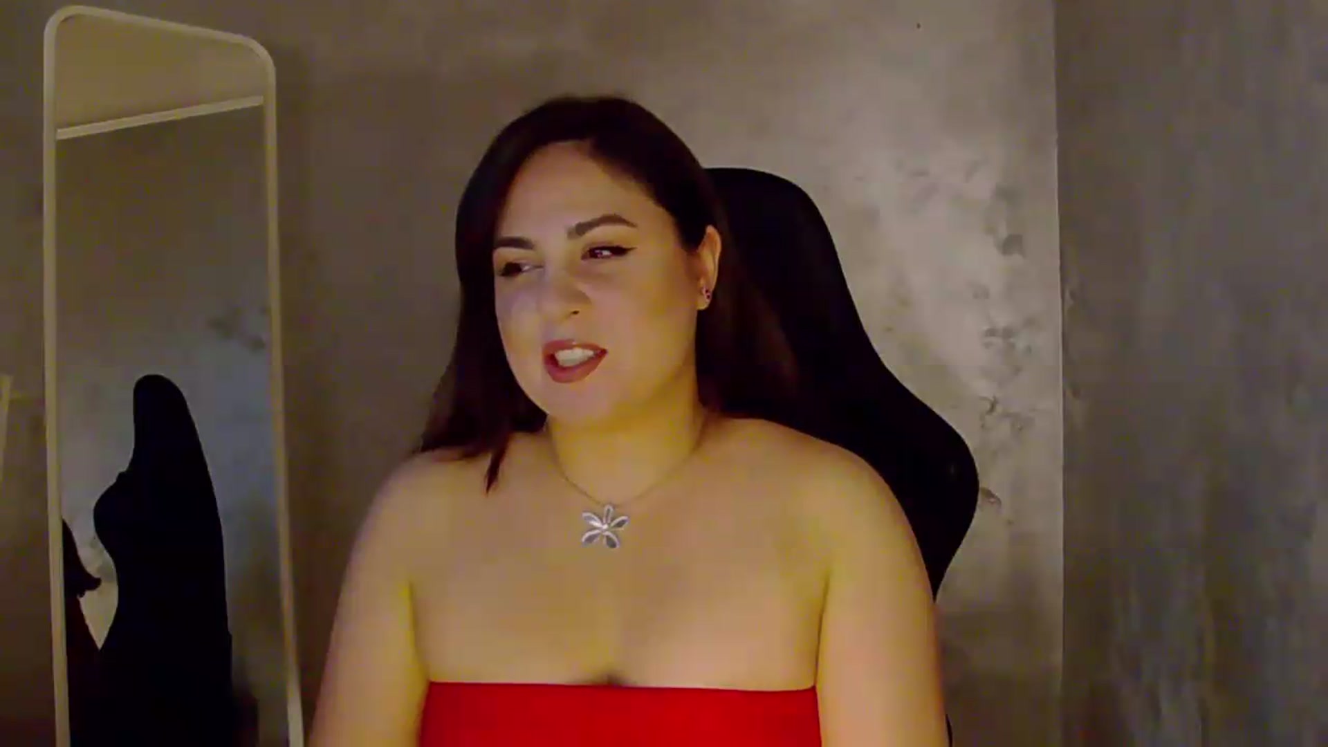 Gallery image thumbnail from NotVanilla's myfreecams stream on, 06/10/2026, 24:00 image 14 of 20