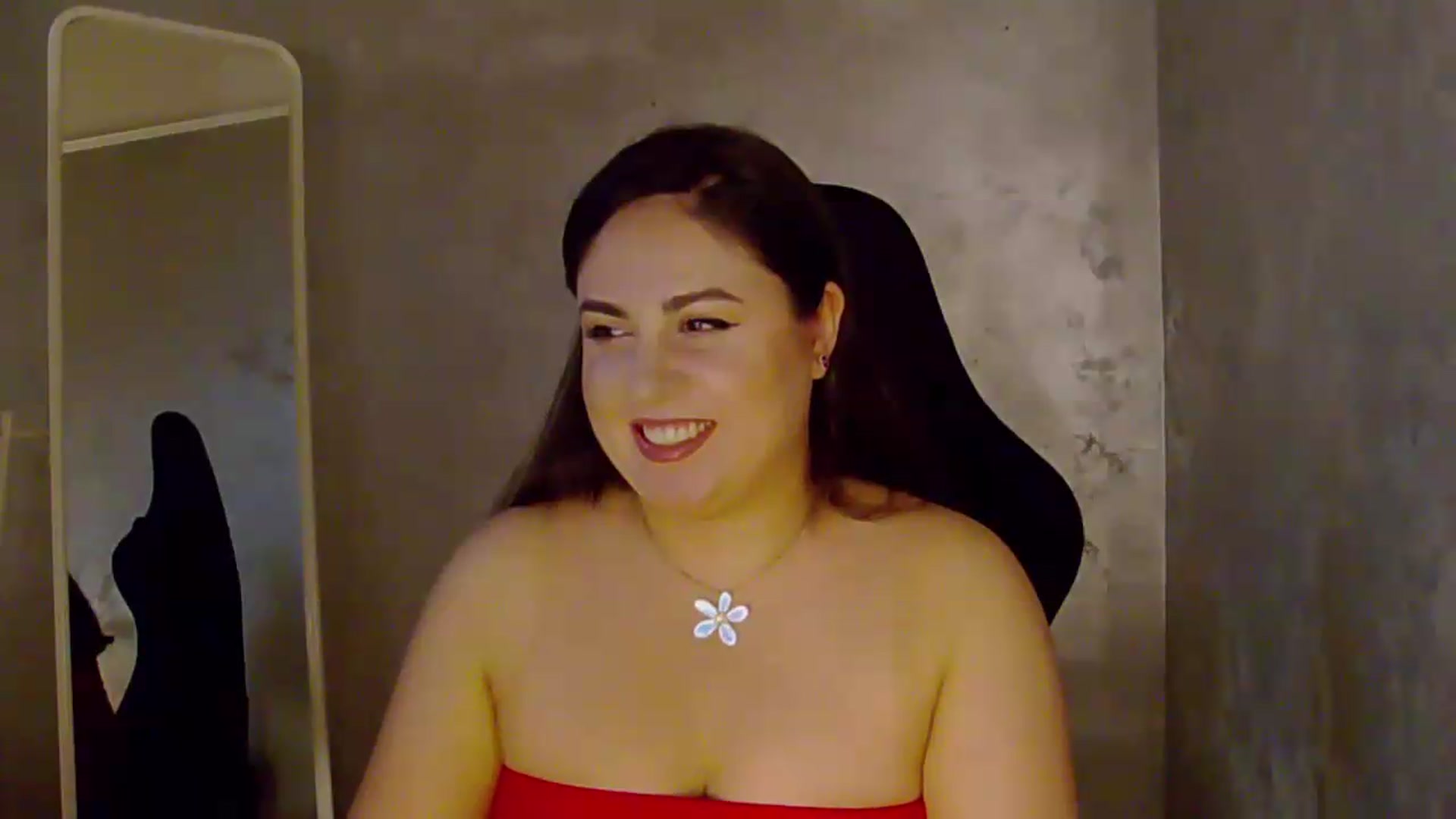 Gallery image thumbnail from NotVanilla's myfreecams stream on, 06/10/2026, 24:00 image 11 of 20