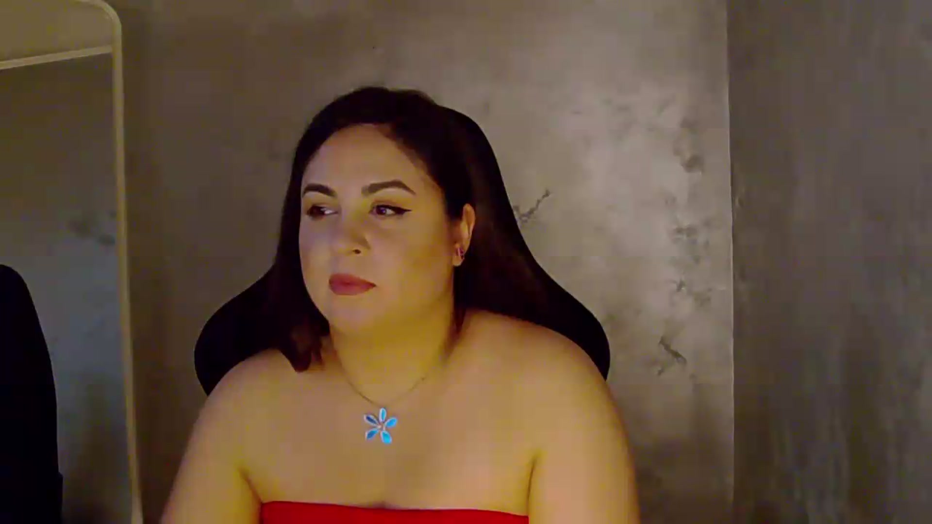 Gallery image thumbnail from NotVanilla's myfreecams stream on, 06/10/2026, 01:21 image 19 of 20