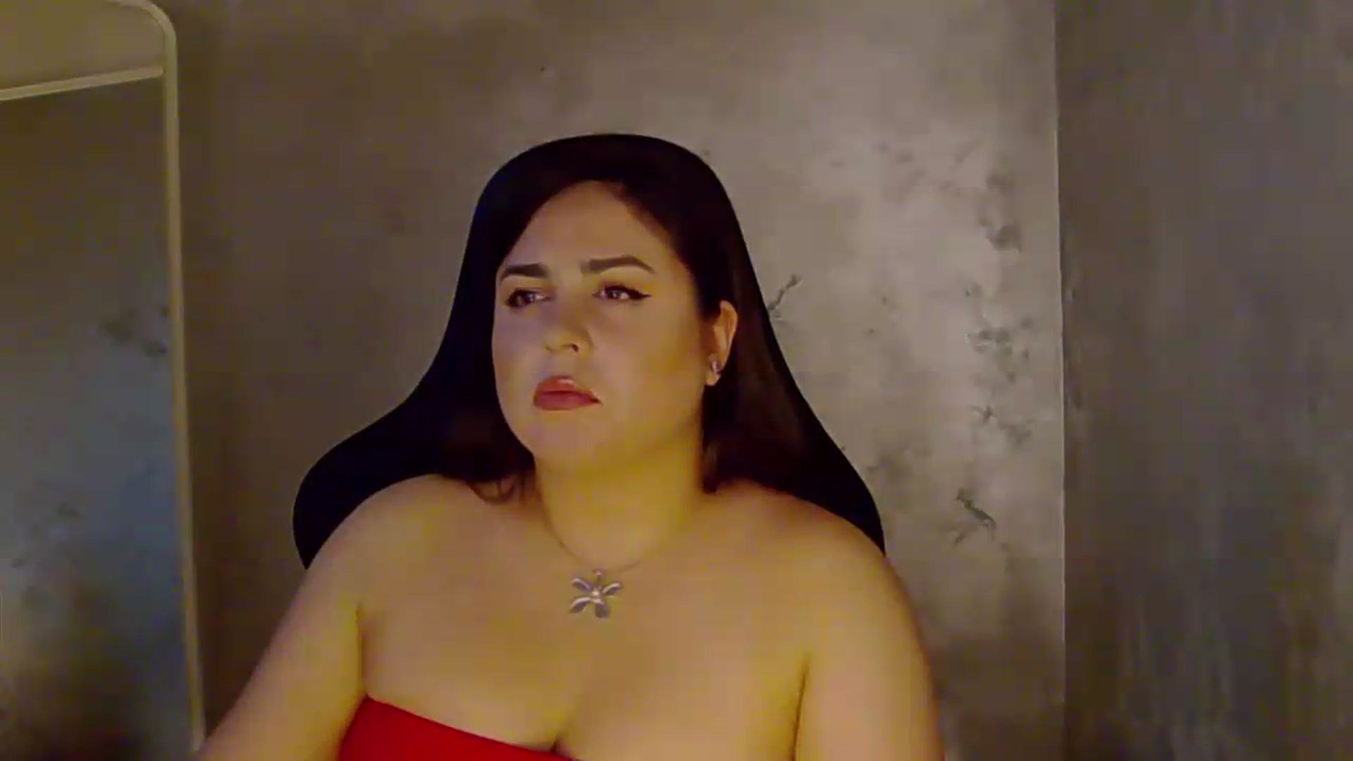 Gallery image thumbnail from NotVanilla's myfreecams stream on, 06/10/2026, 01:21 image 10 of 20