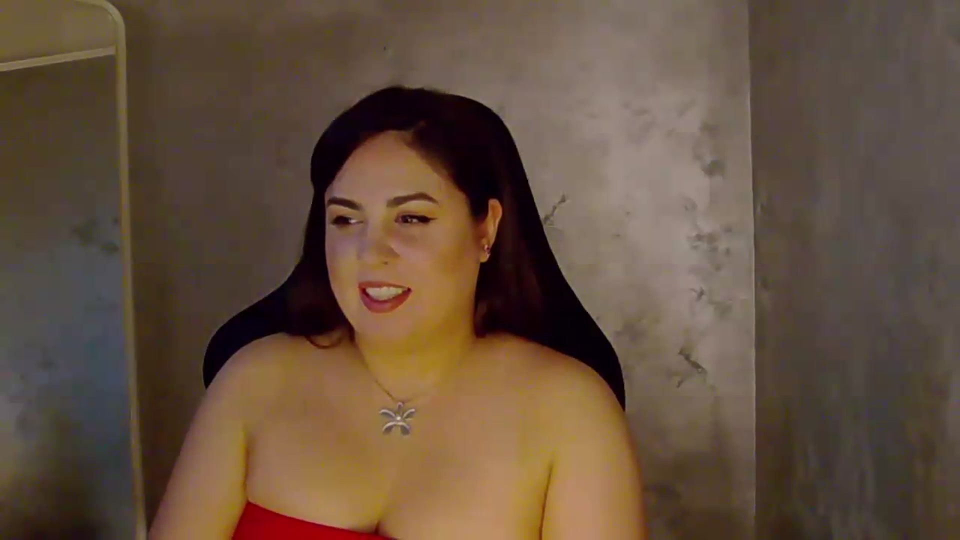 Gallery image thumbnail from NotVanilla's myfreecams stream on, 06/10/2026, 01:21 image 9 of 20