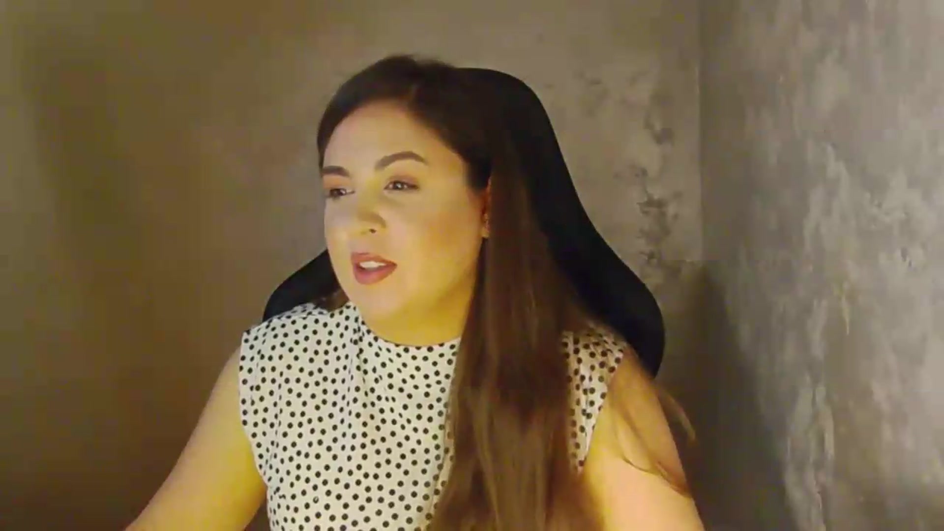 Gallery image thumbnail from NotVanilla's myfreecams stream on, 06/10/2026, 23:08 image 17 of 20