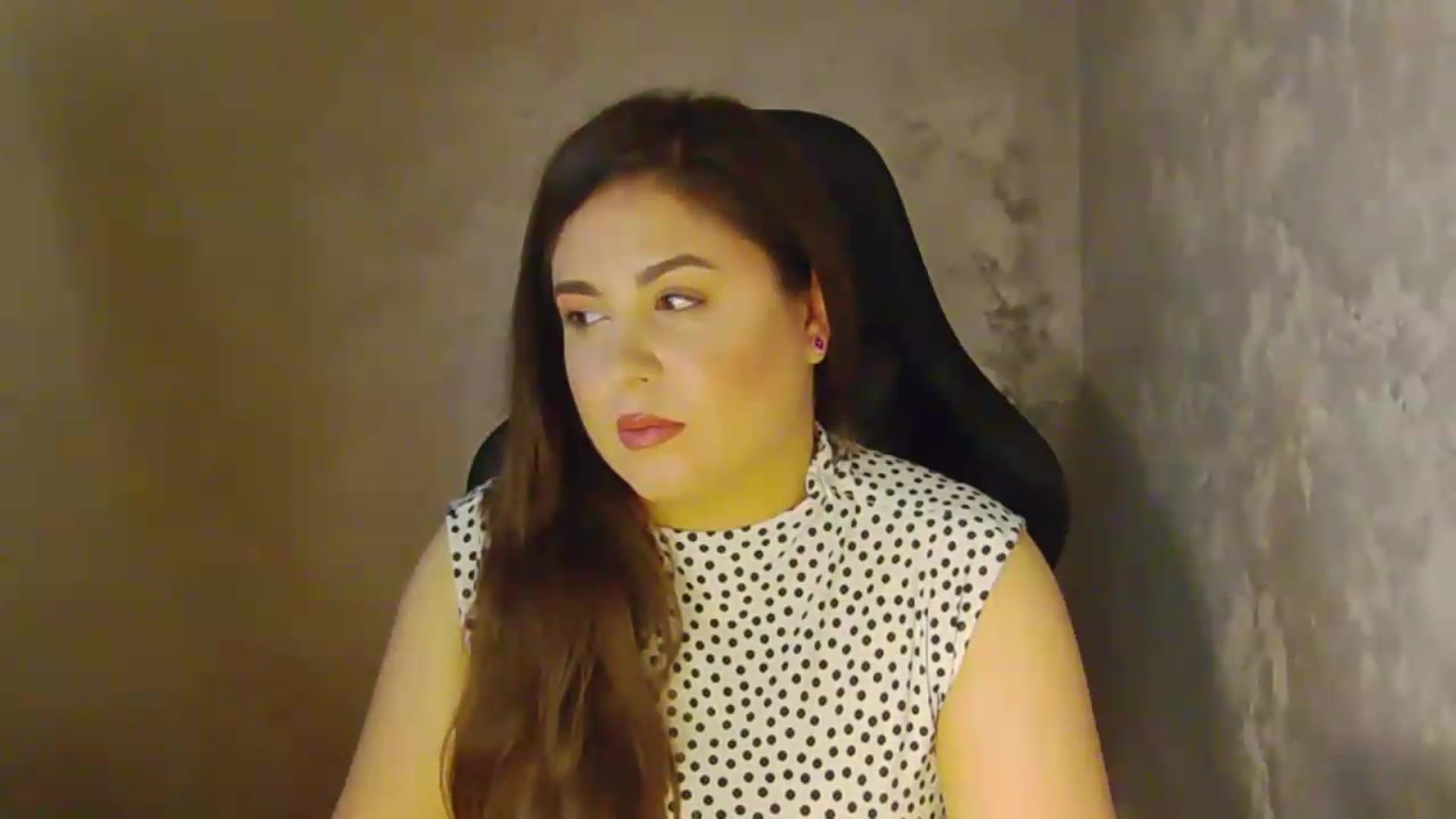 Gallery image thumbnail from NotVanilla's myfreecams stream on, 06/10/2026, 23:08 image 16 of 20