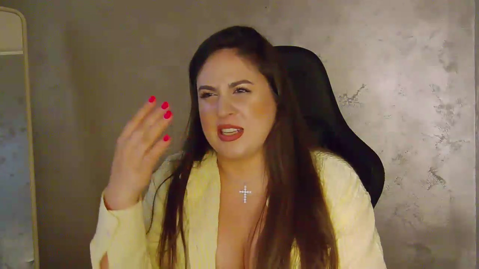 Gallery image thumbnail from NotVanilla's myfreecams stream on, 06/12/2026, 02:09 image 7 of 20
