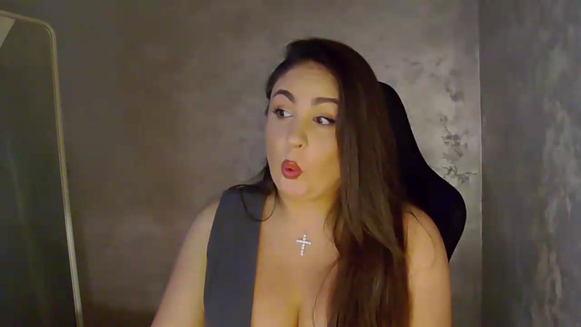 Gallery image thumbnail from NotVanilla's myfreecams stream on, 06/16/2026, 24:46 image 16 of 20