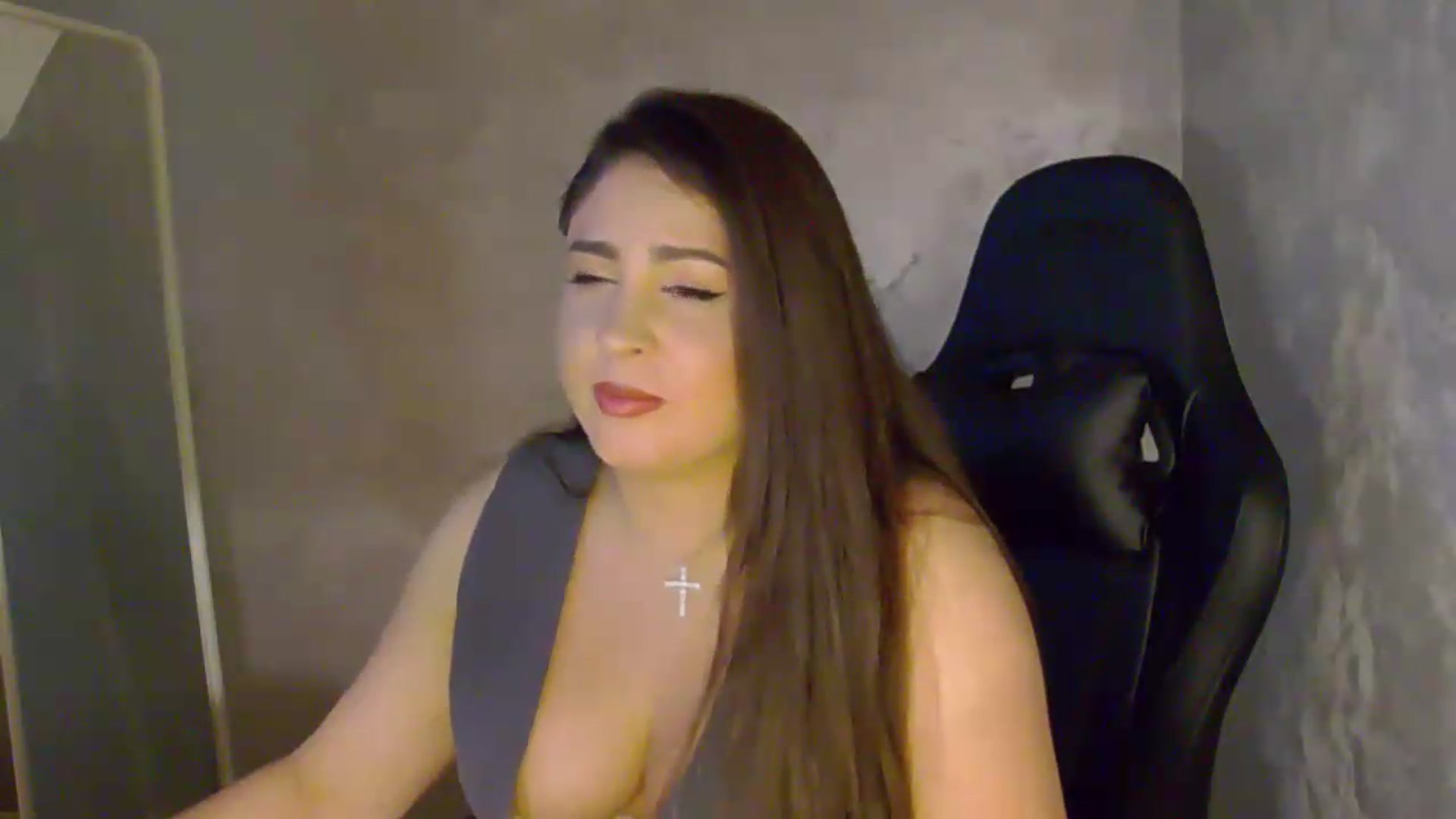 Gallery image thumbnail from NotVanilla's myfreecams stream on, 06/16/2026, 24:46 image 6 of 20