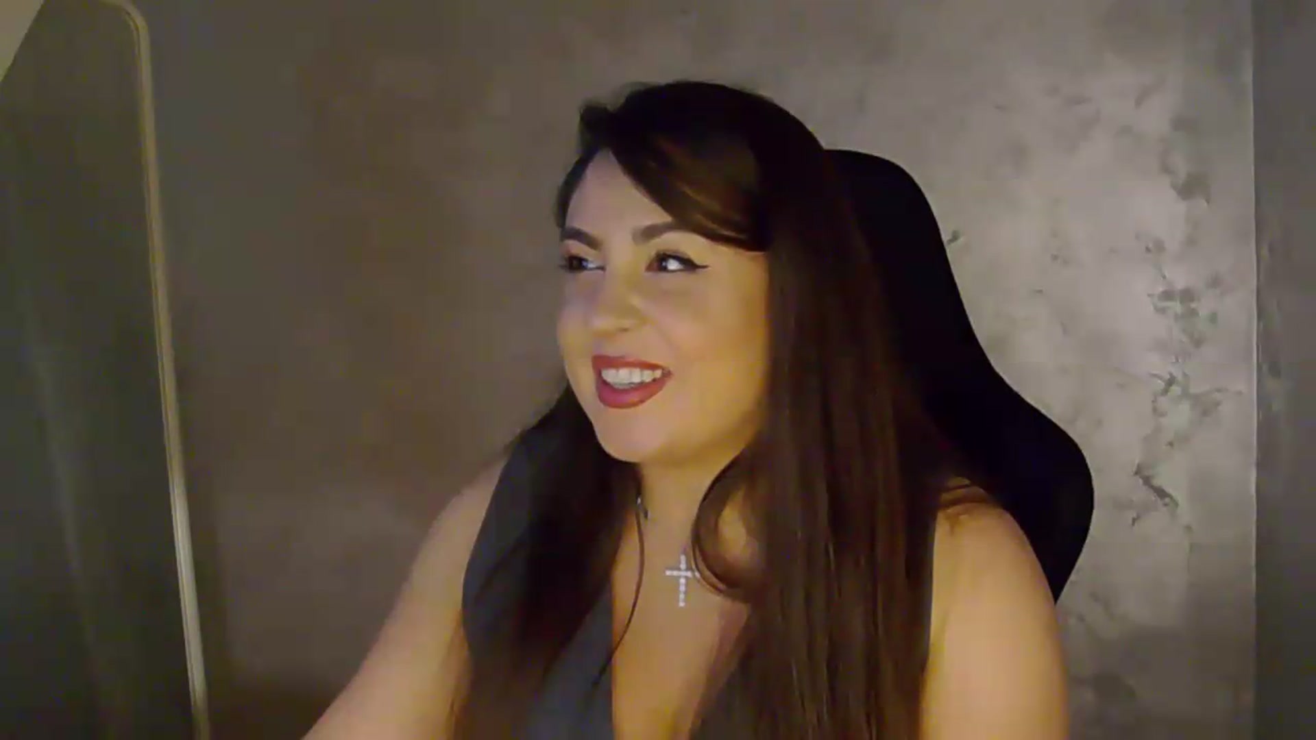 Gallery image thumbnail from NotVanilla's myfreecams stream on, 06/16/2026, 01:39 image 4 of 20