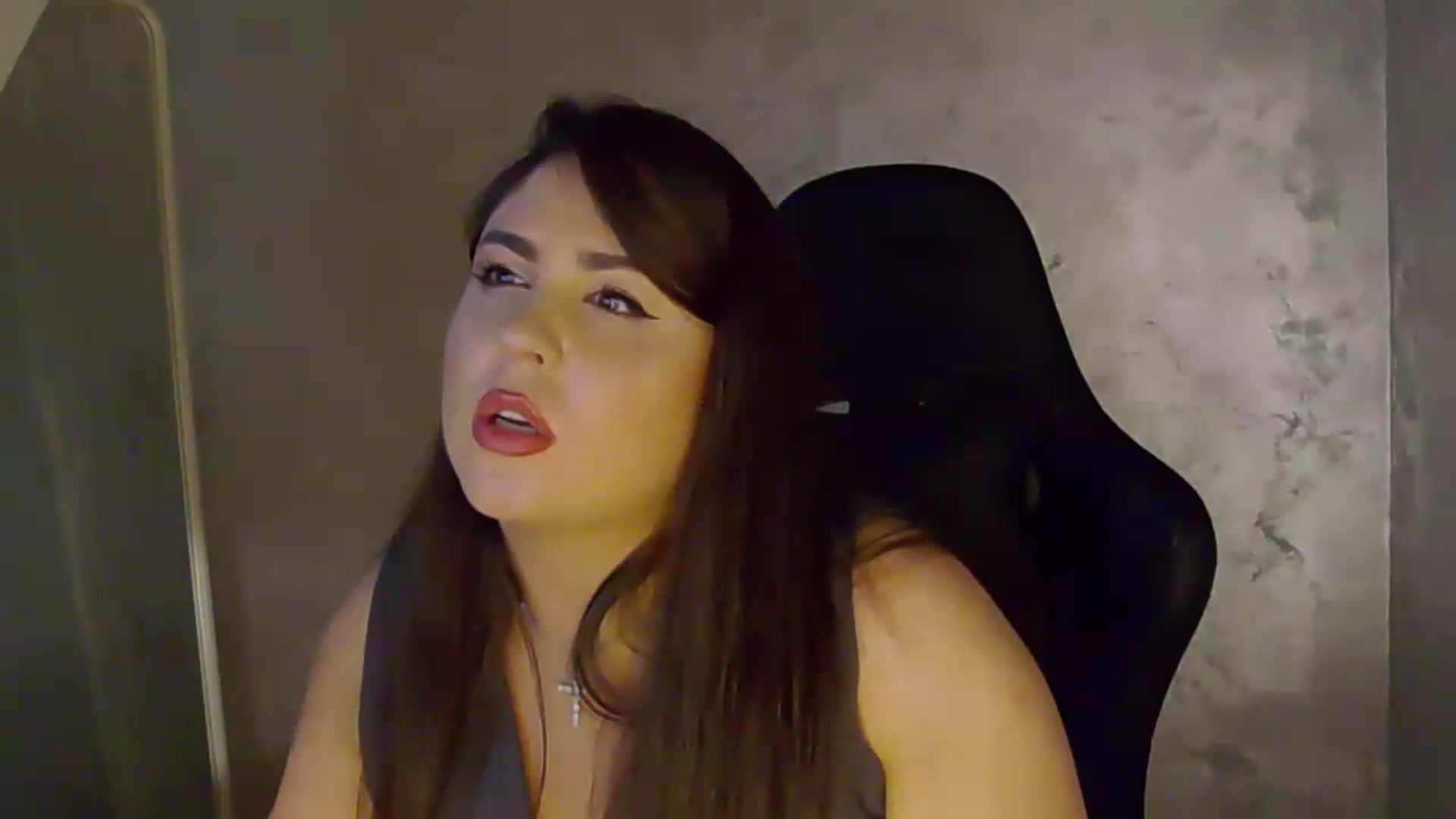 Gallery image thumbnail from NotVanilla's myfreecams stream on, 06/16/2026, 01:39 image 6 of 20