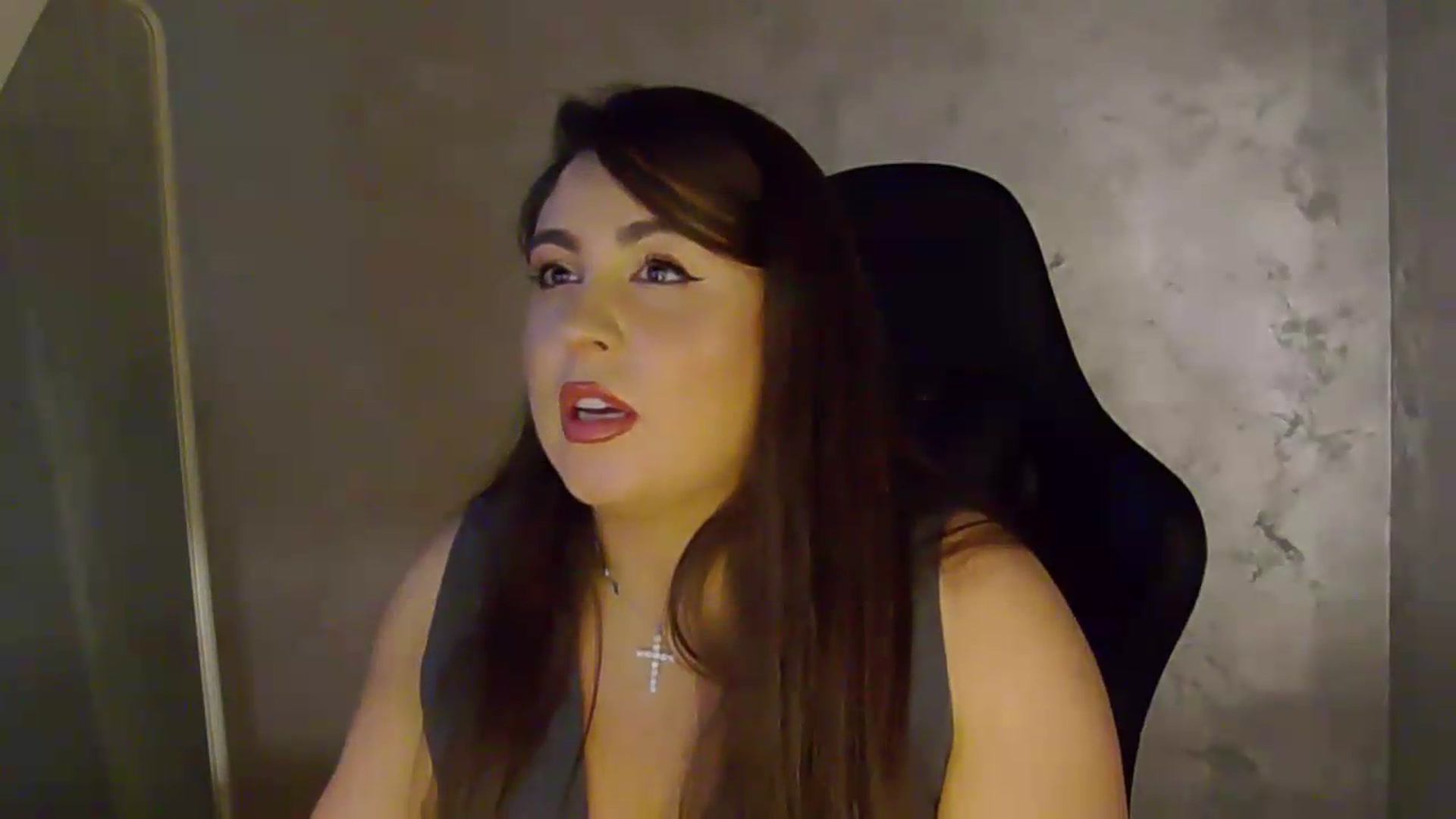 Gallery image thumbnail from NotVanilla's myfreecams stream on, 06/16/2026, 01:39 image 3 of 20