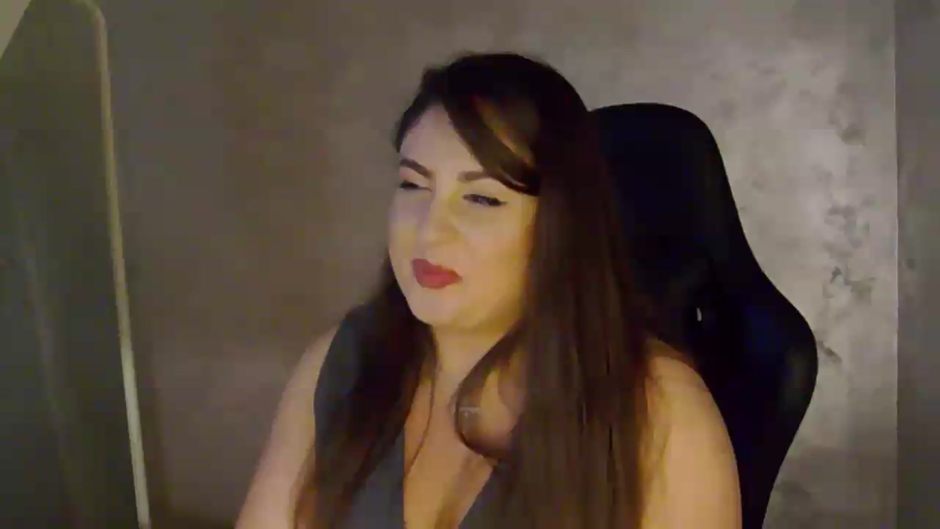 Gallery image thumbnail from NotVanilla's myfreecams stream on, 06/16/2026, 01:39 image 13 of 20