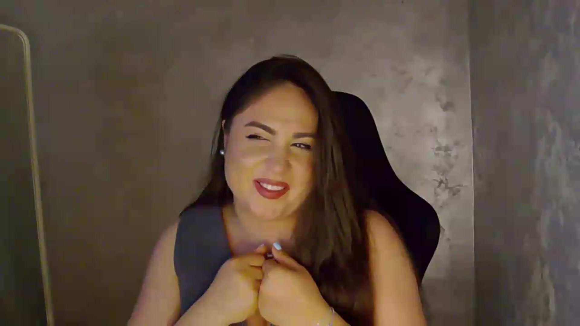 Gallery image thumbnail from NotVanilla's myfreecams stream on, 06/16/2026, 04:38 image 9 of 20