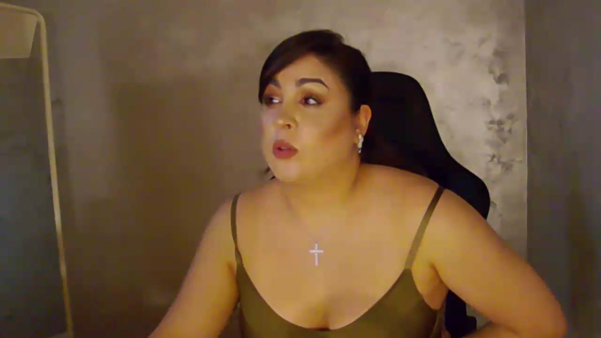 Gallery image thumbnail from NotVanilla's myfreecams stream on, 06/20/2026, 22:54 image 18 of 20