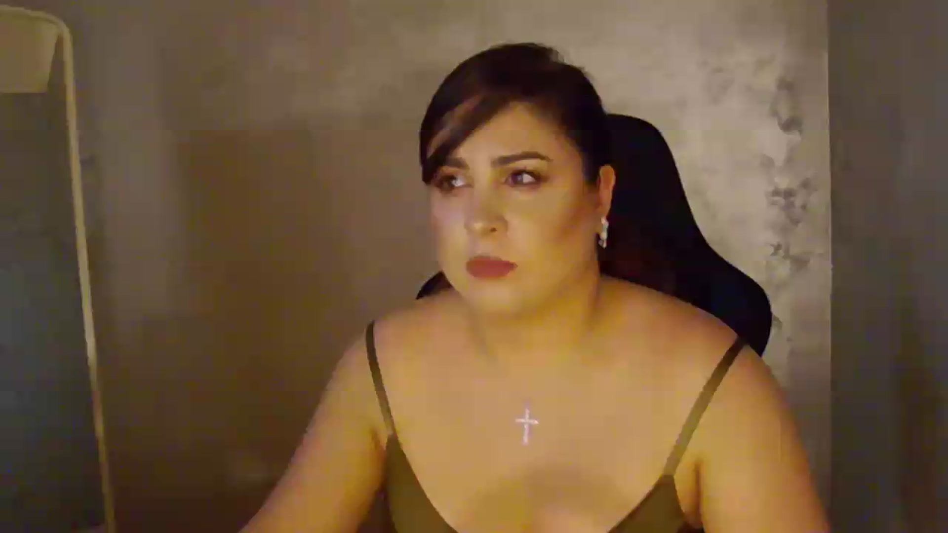 Gallery image thumbnail from NotVanilla's myfreecams stream on, 06/20/2026, 22:54 image 17 of 20