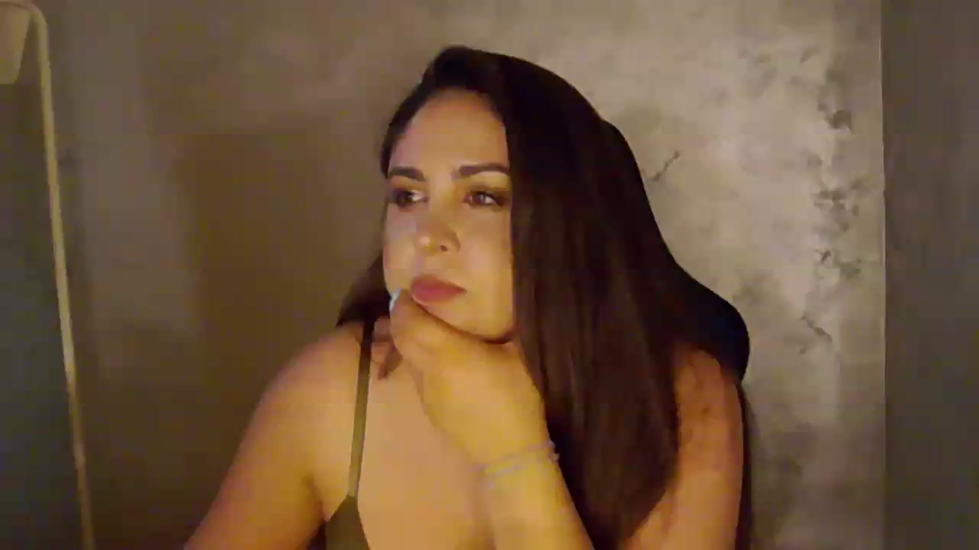 Gallery image thumbnail from NotVanilla's myfreecams stream on, 06/21/2026, 02:03 image 17 of 20