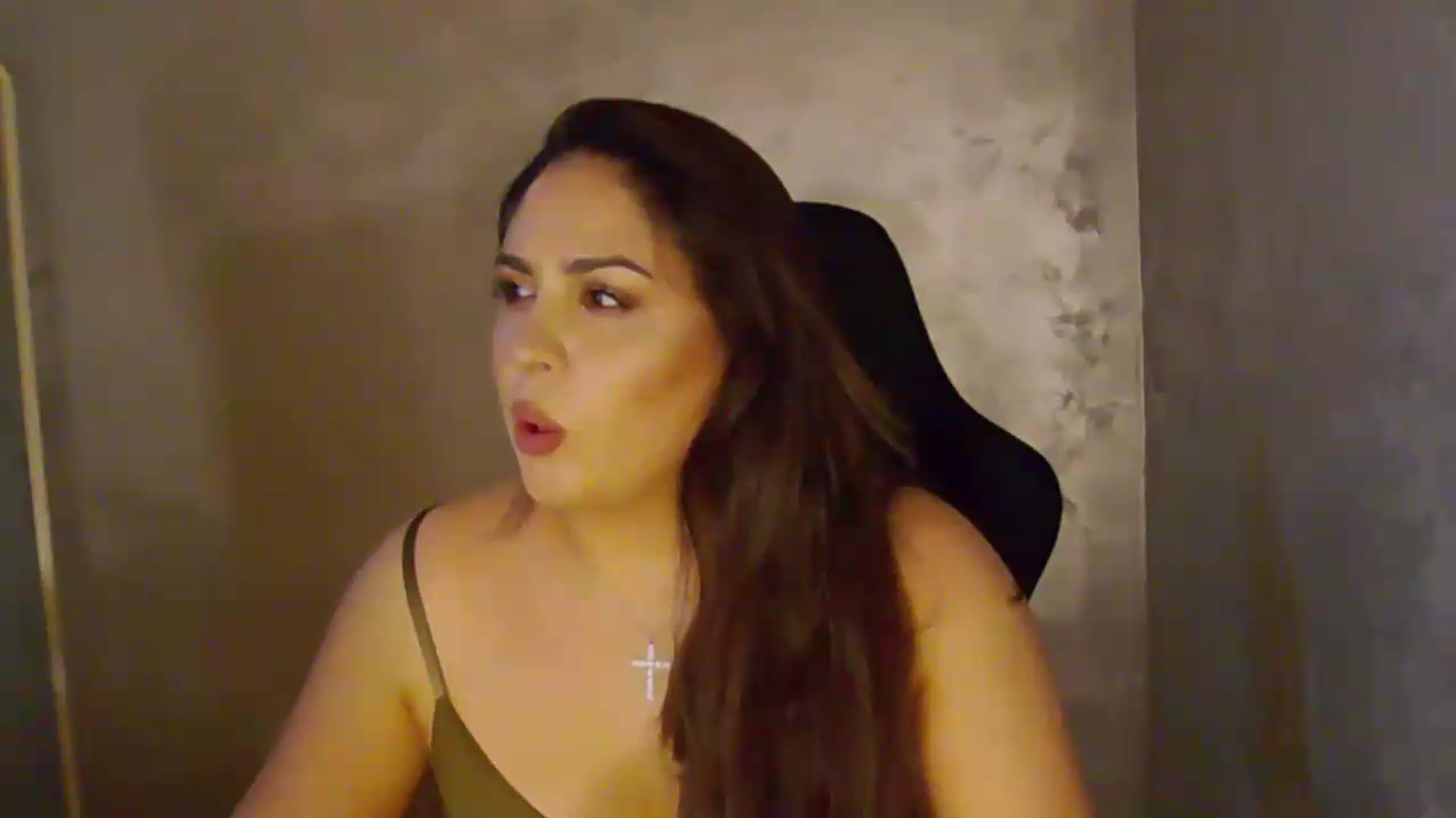 Gallery image thumbnail from NotVanilla's myfreecams stream on, 06/21/2026, 02:03 image 5 of 20