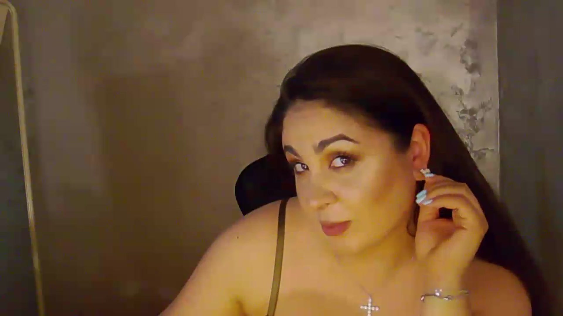 Gallery image thumbnail from NotVanilla's myfreecams stream on, 06/21/2026, 02:03 image 14 of 20