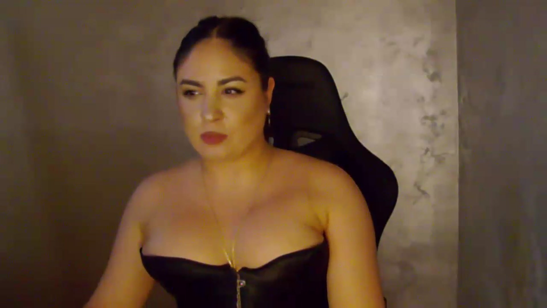Gallery image thumbnail from NotVanilla's myfreecams stream on, 06/22/2026, 24:02 image 13 of 20