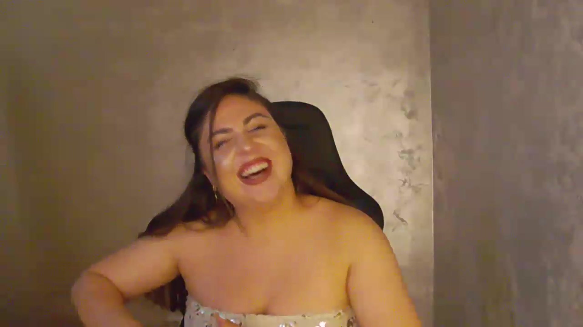 Gallery image thumbnail from NotVanilla's myfreecams stream on, 06/23/2026, 24:21 image 6 of 20