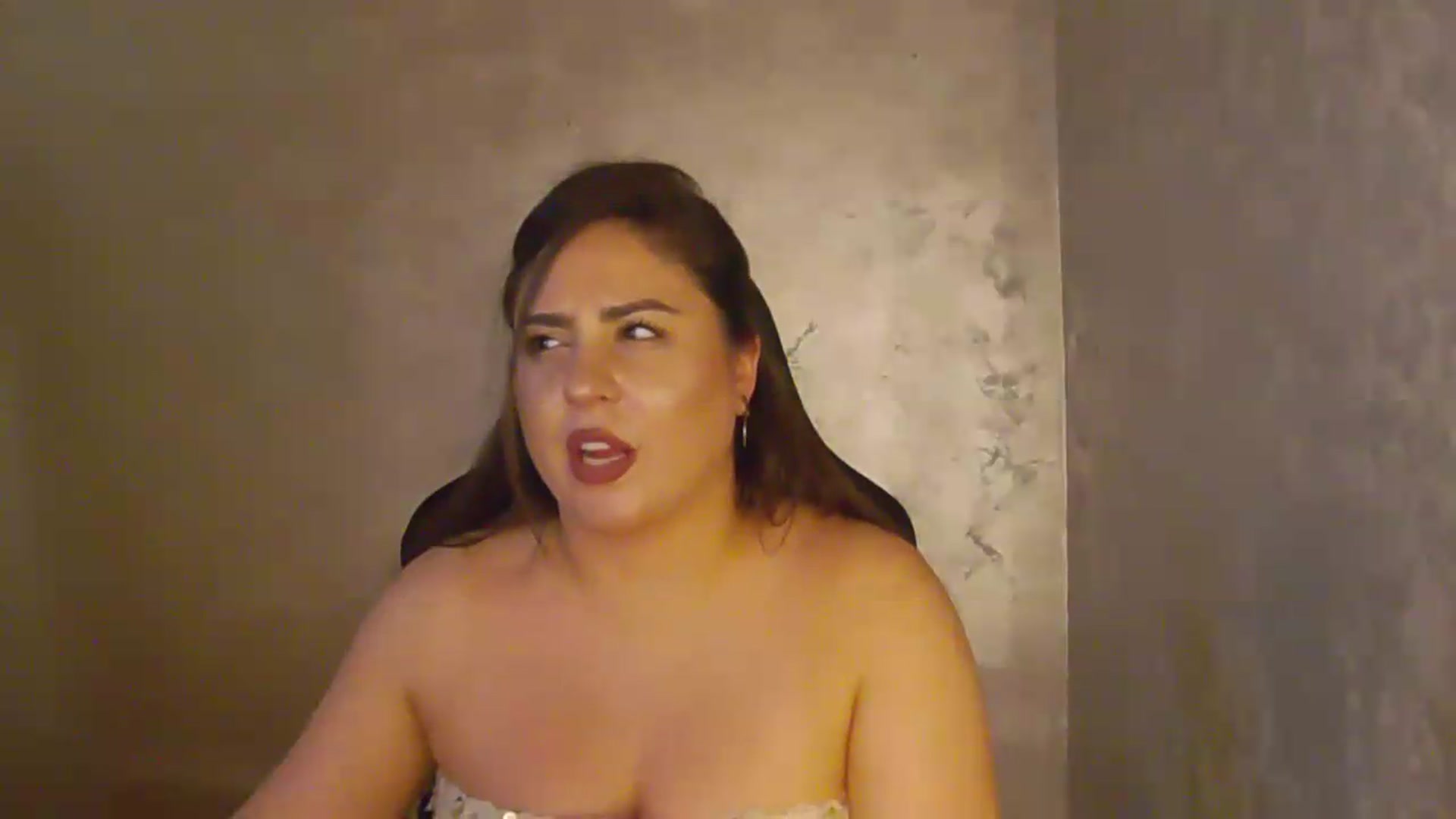 Gallery image thumbnail from NotVanilla's myfreecams stream on, 06/23/2026, 24:21 image 7 of 20