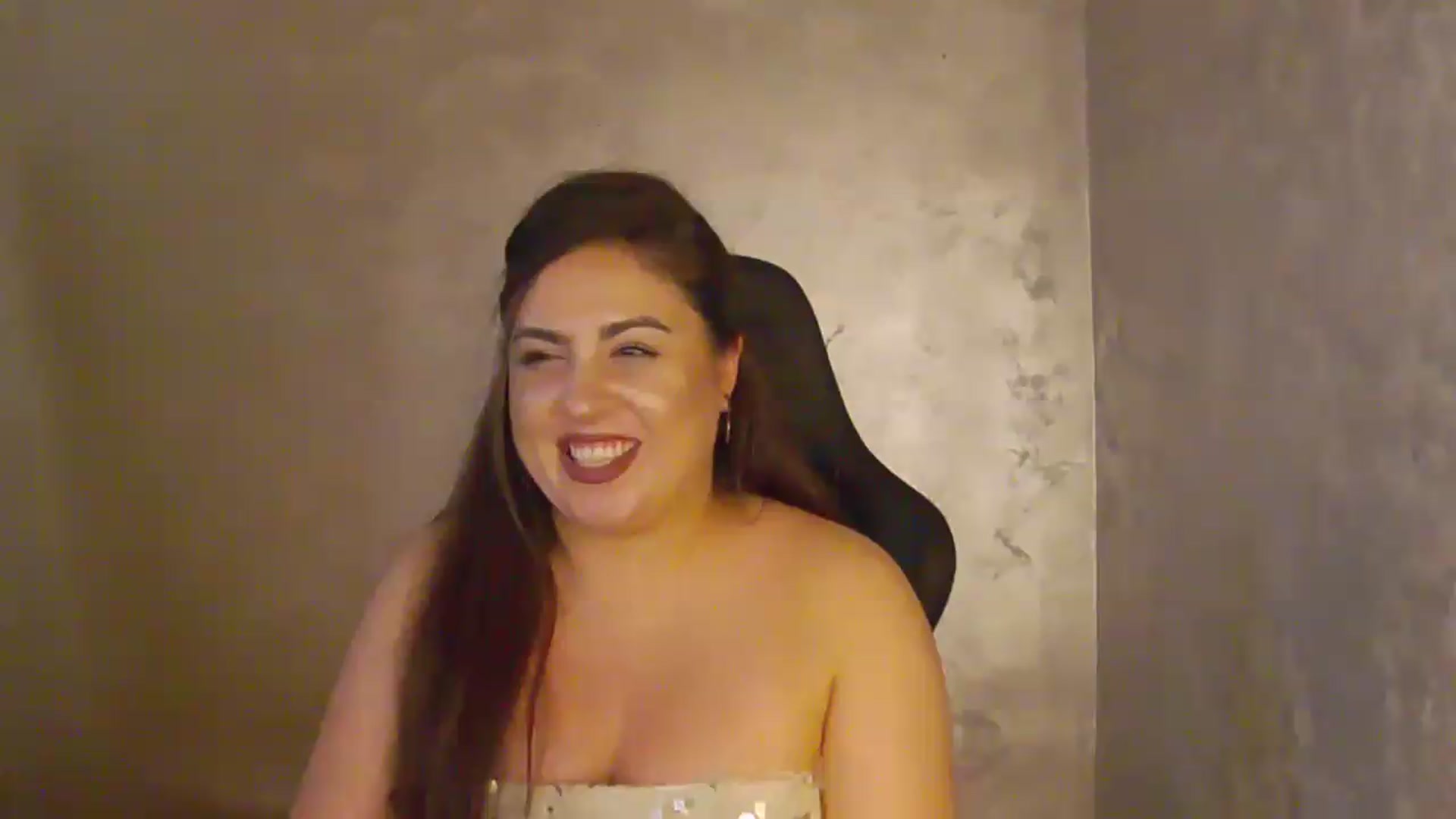 Gallery image thumbnail from NotVanilla's myfreecams stream on, 06/23/2026, 24:21 image 2 of 20