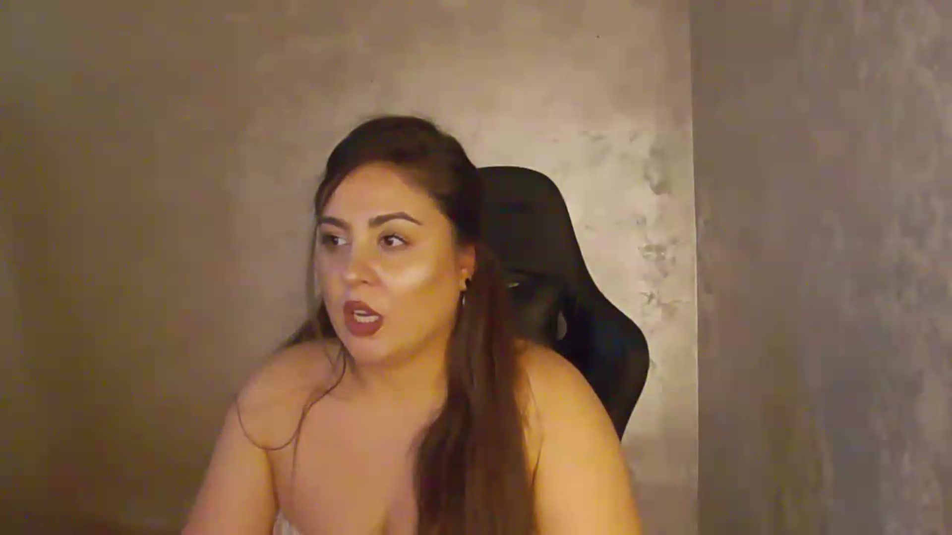Gallery image thumbnail from NotVanilla's myfreecams stream on, 06/23/2026, 24:21 image 12 of 20