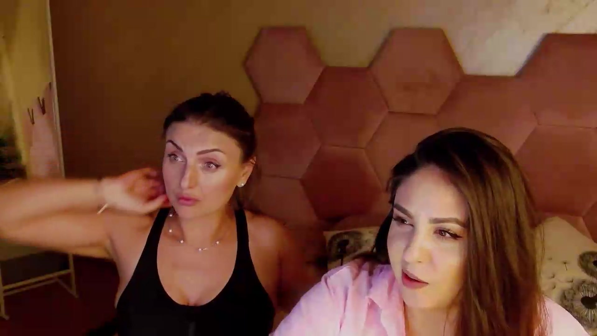 Gallery image thumbnail from NotVanilla's myfreecams stream on, 06/24/2026, 01:57 image 20 of 20