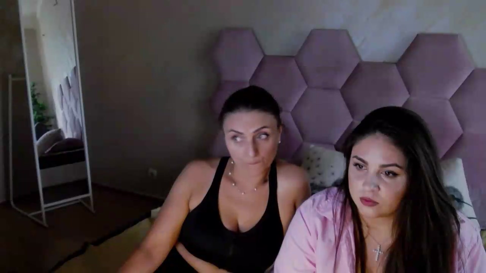 Gallery image thumbnail from NotVanilla's myfreecams stream on, 06/24/2026, 06:27 image 11 of 20