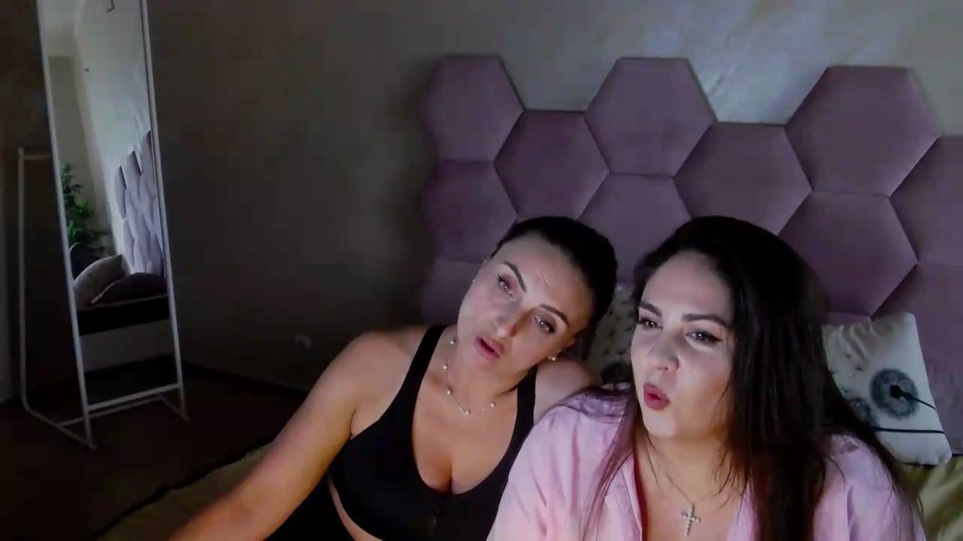 Gallery image thumbnail from NotVanilla's myfreecams stream on, 06/24/2026, 06:27 image 6 of 20