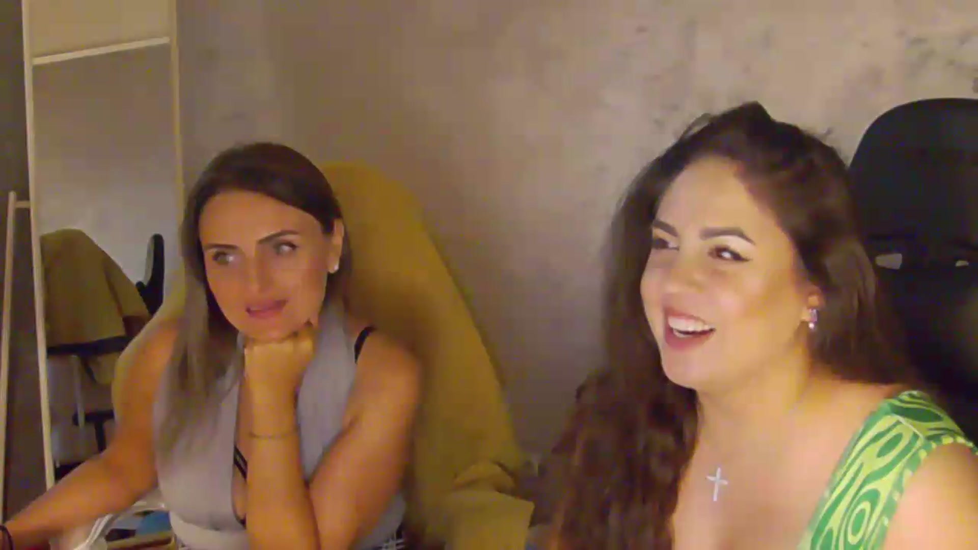 Gallery image thumbnail from NotVanilla's myfreecams stream on, 06/25/2026, 24:00 image 18 of 20