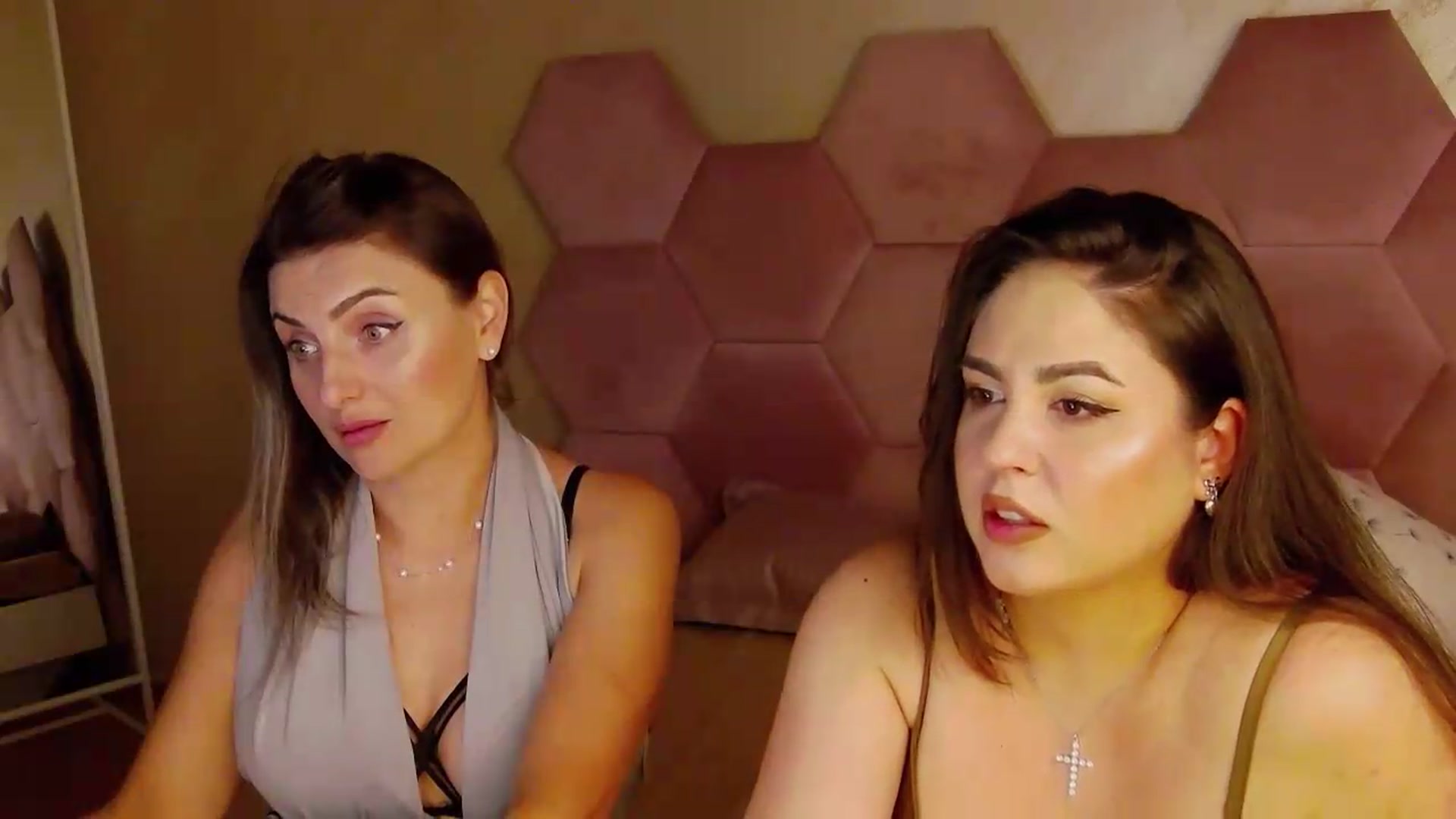 Gallery image thumbnail from NotVanilla's myfreecams stream on, 06/25/2026, 04:21 image 2 of 20
