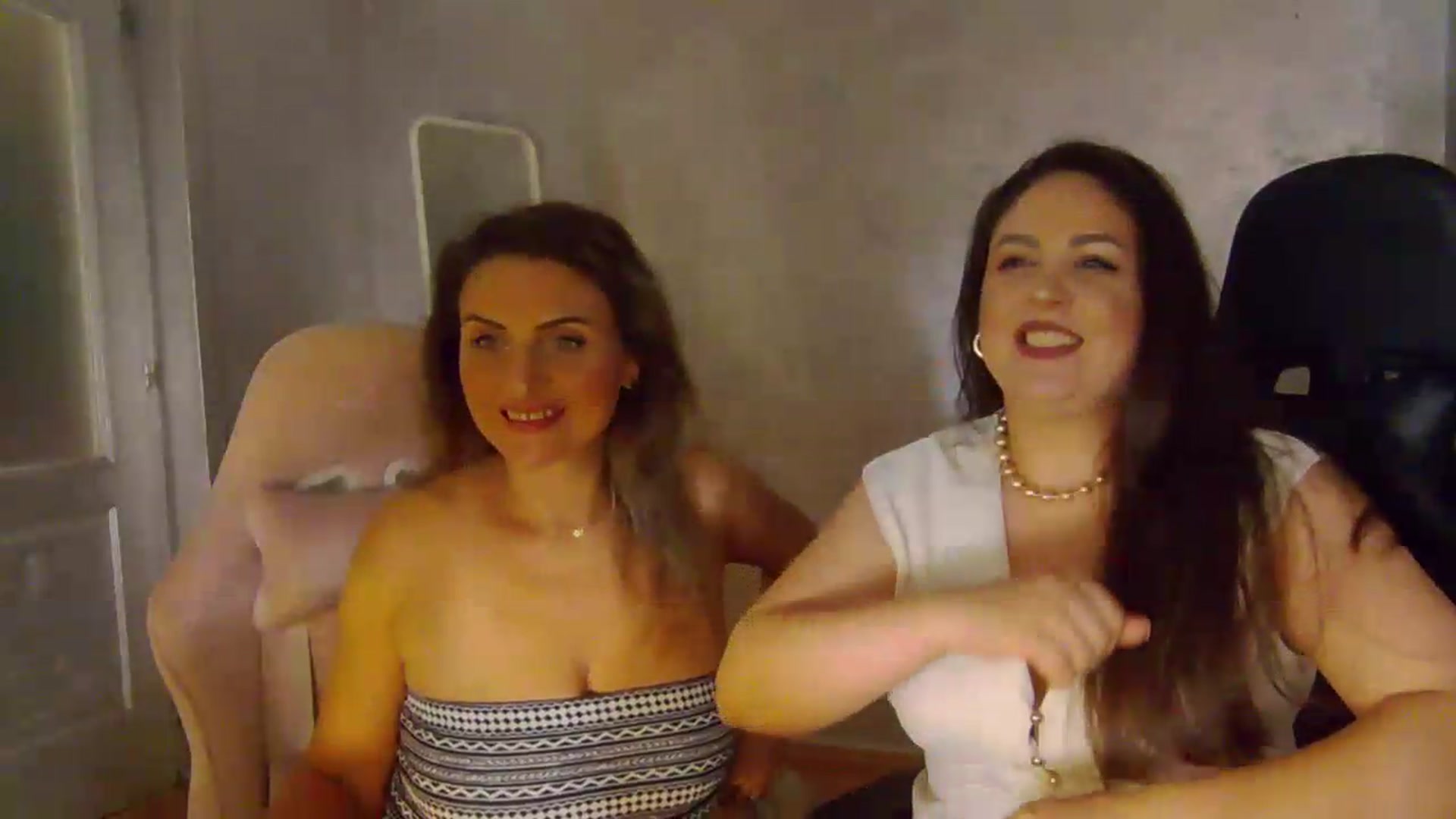 Gallery image thumbnail from NotVanilla's myfreecams stream on, 06/26/2026, 23:54 image 2 of 20