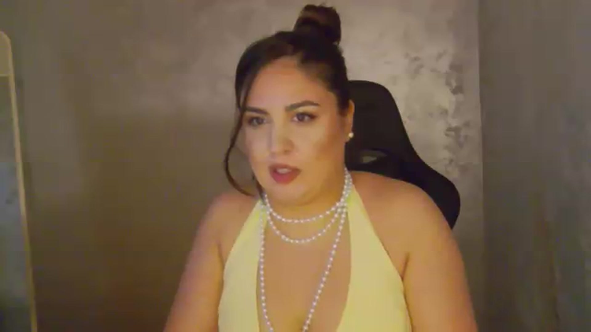 Gallery image thumbnail from NotVanilla's myfreecams stream on, 06/29/2026, 01:41 image 19 of 20
