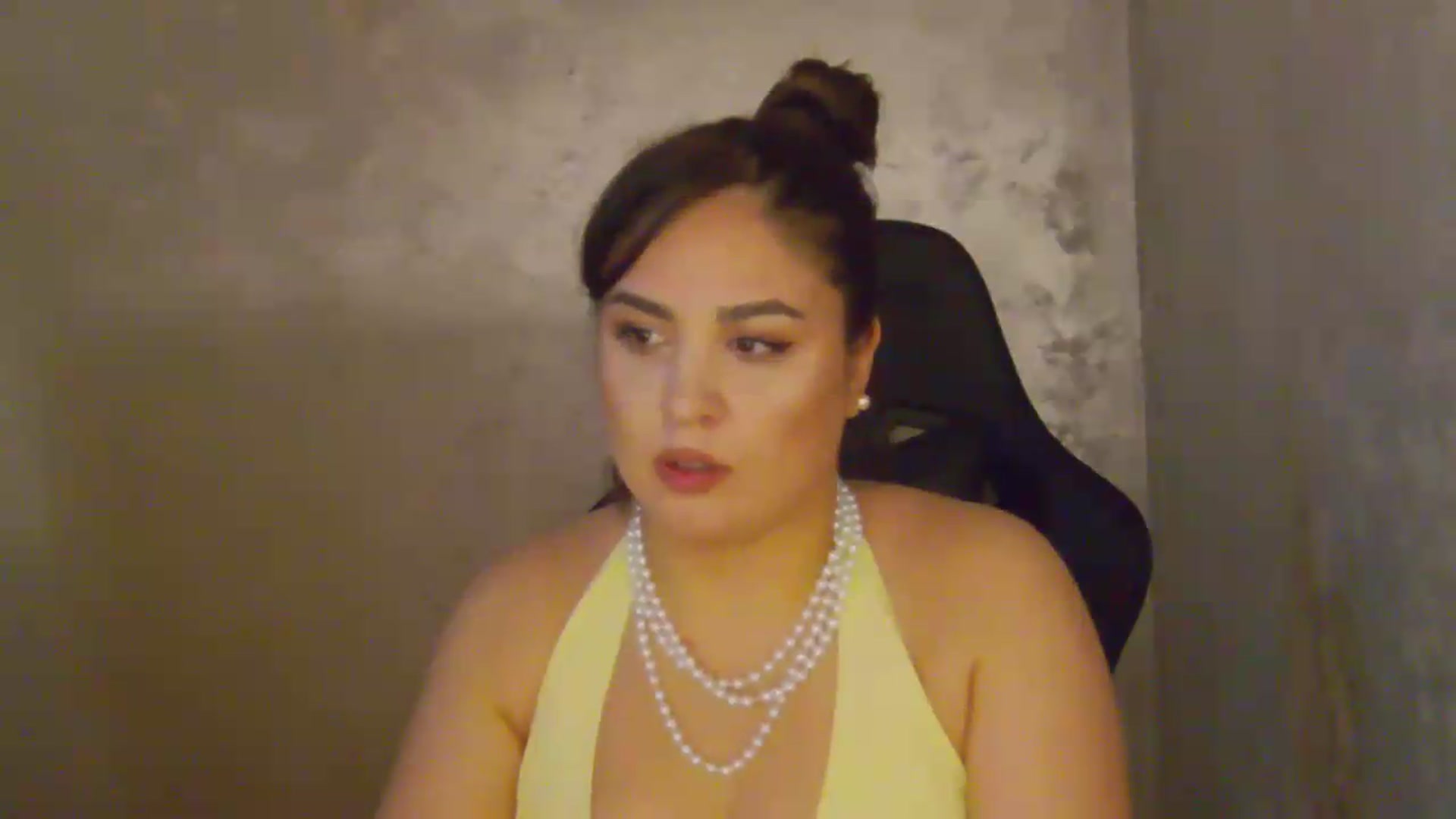 Gallery image thumbnail from NotVanilla's myfreecams stream on, 06/29/2026, 03:01 image 4 of 20