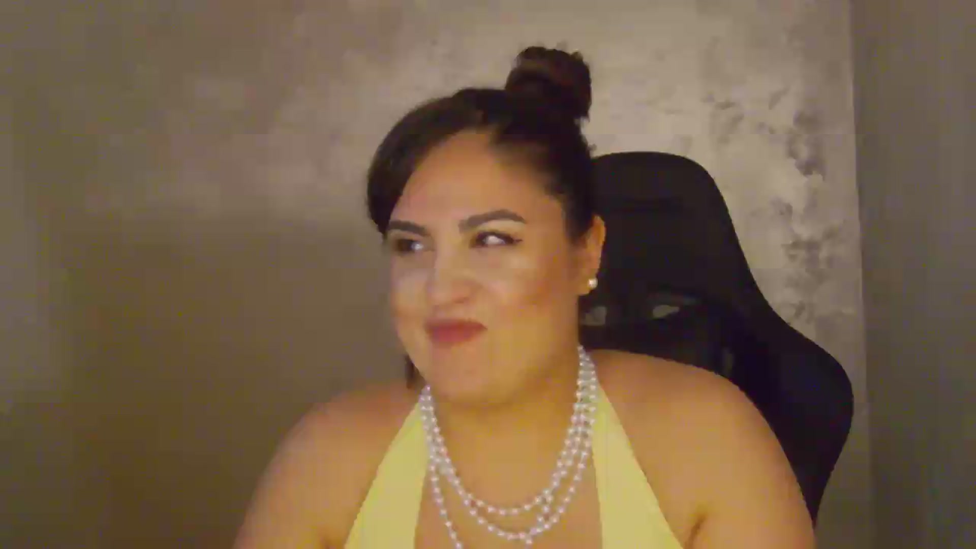 Gallery image thumbnail from NotVanilla's myfreecams stream on, 06/29/2026, 03:01 image 2 of 20