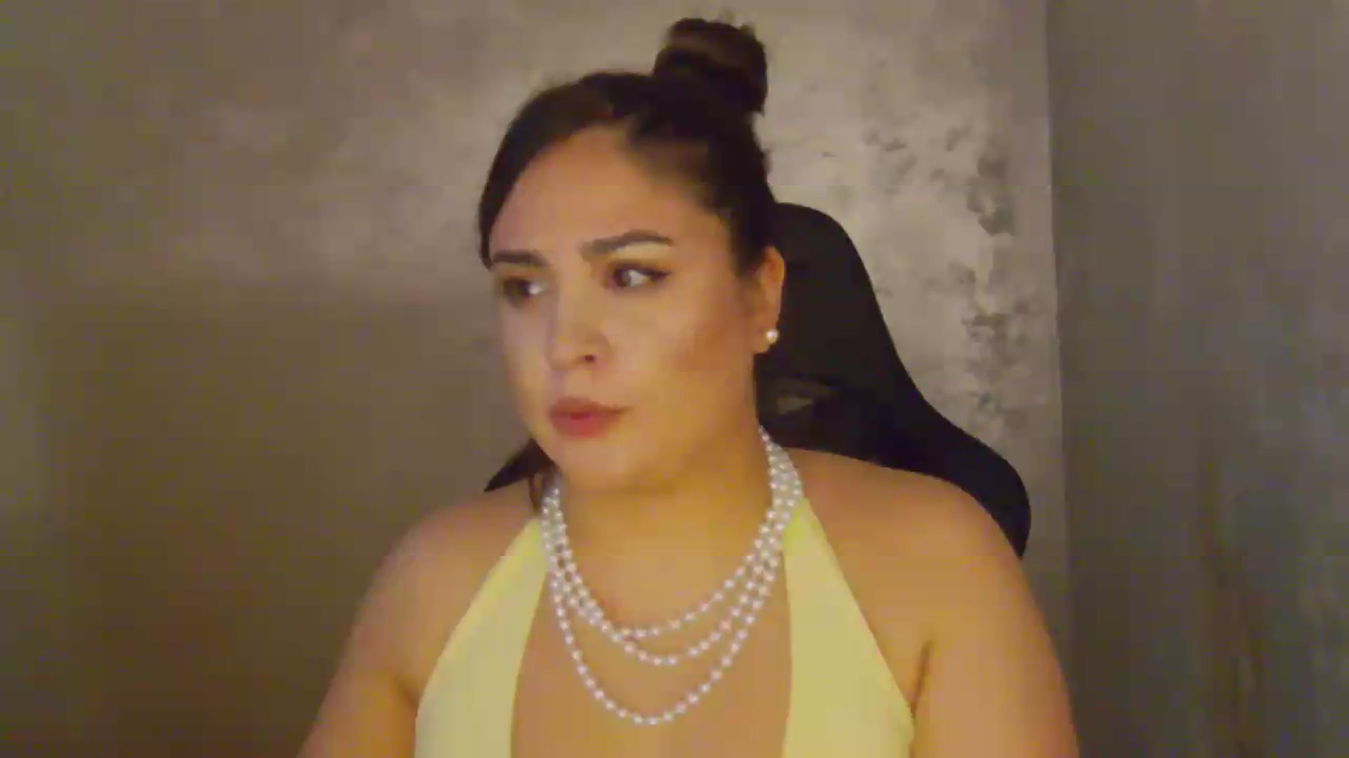 Gallery image thumbnail from NotVanilla's myfreecams stream on, 06/29/2026, 03:01 image 11 of 20