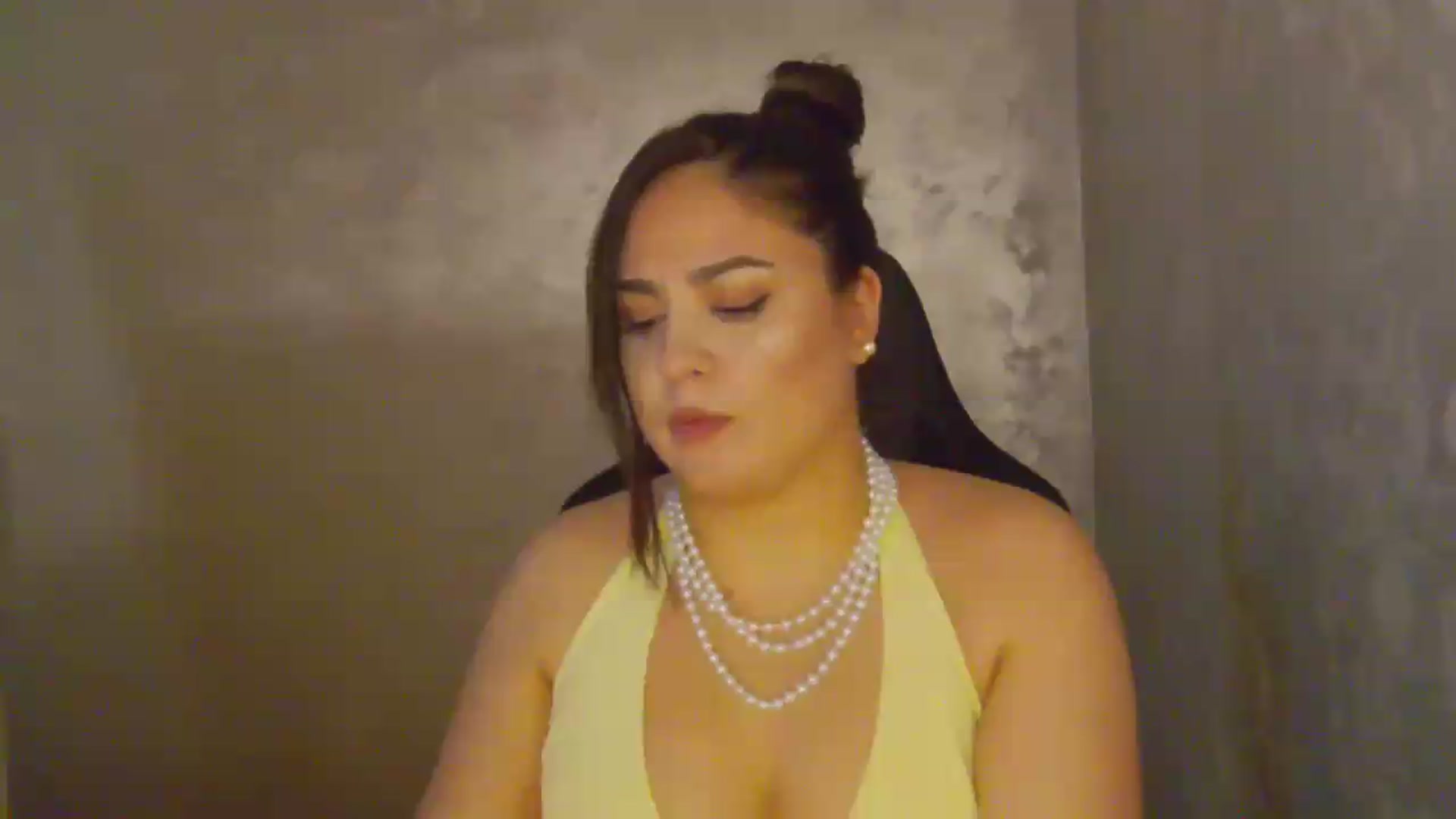Gallery image thumbnail from NotVanilla's myfreecams stream on, 06/29/2026, 03:01 image 12 of 20