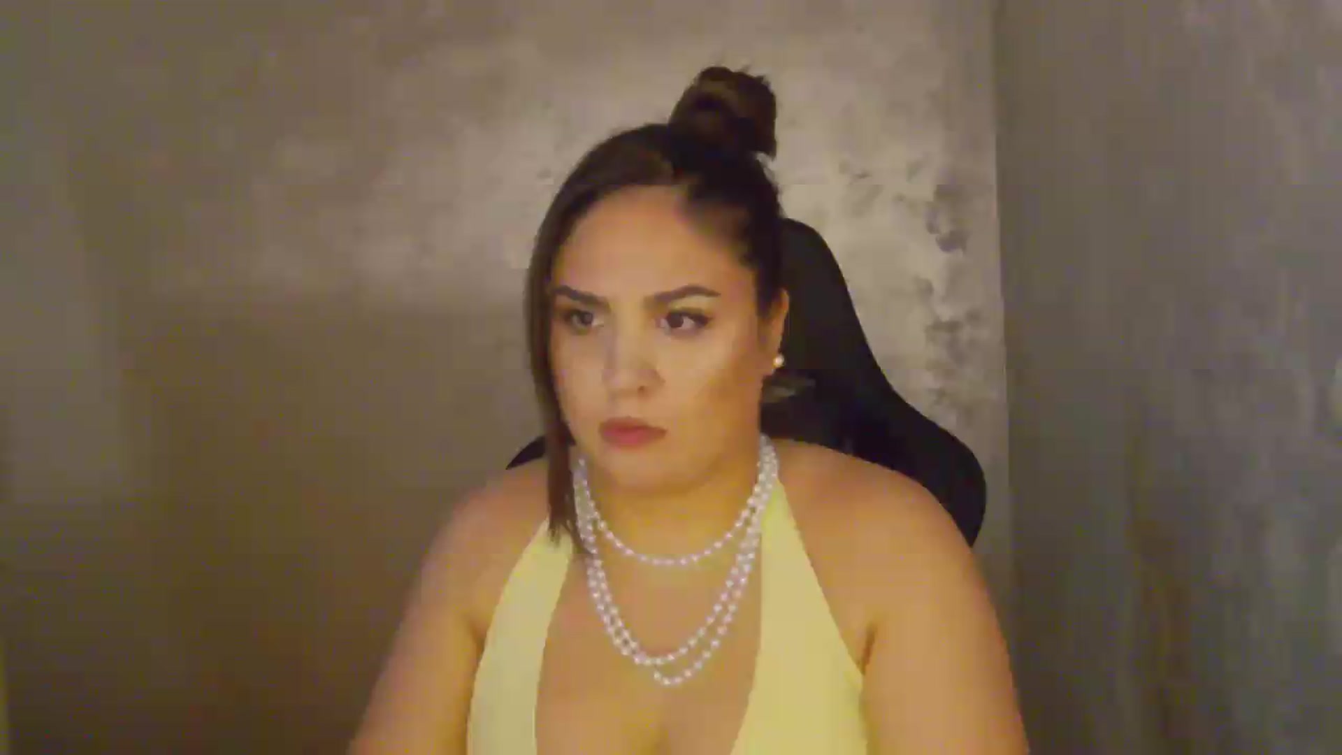 Gallery image thumbnail from NotVanilla's myfreecams stream on, 06/29/2026, 03:01 image 14 of 20