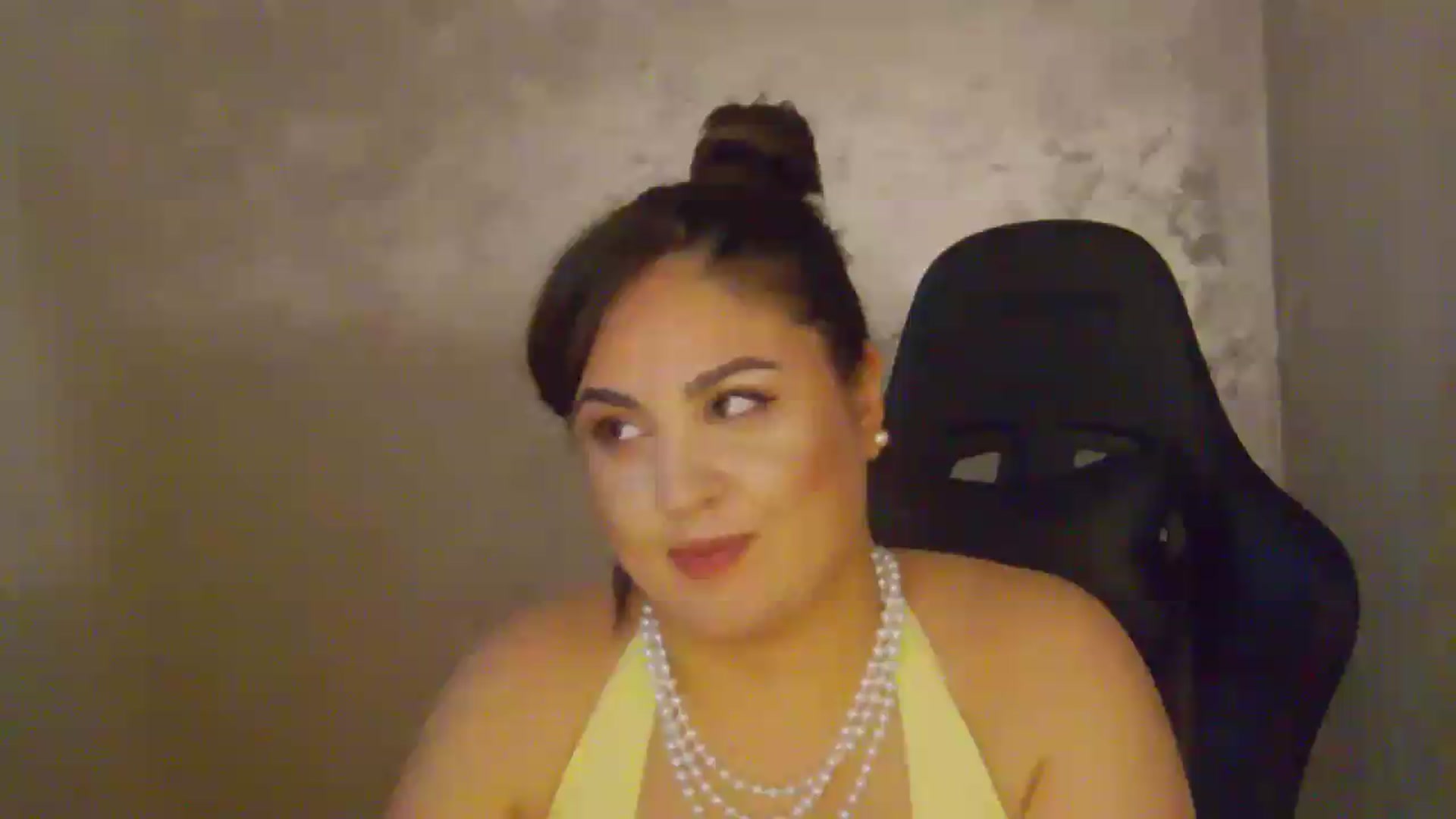 Gallery image thumbnail from NotVanilla's myfreecams stream on, 06/29/2026, 03:01 image 1 of 20