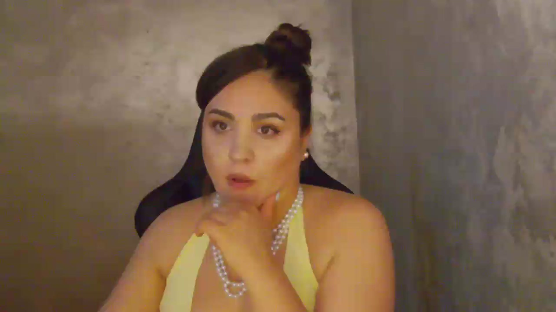 Gallery image thumbnail from NotVanilla's myfreecams stream on, 06/29/2026, 03:01 image 20 of 20