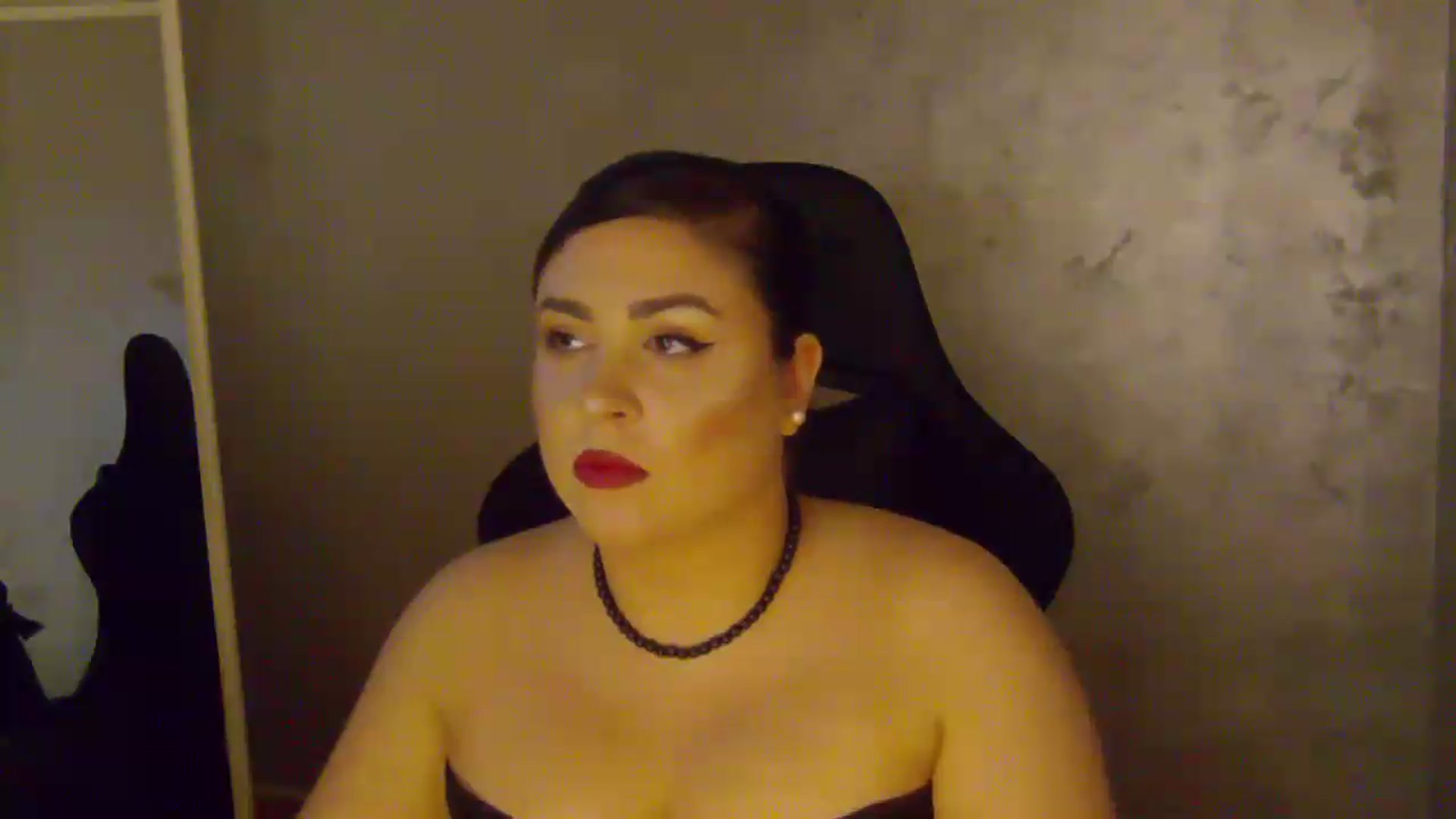 Gallery image thumbnail from NotVanilla's myfreecams stream on, 06/30/2026, 24:13 image 2 of 20
