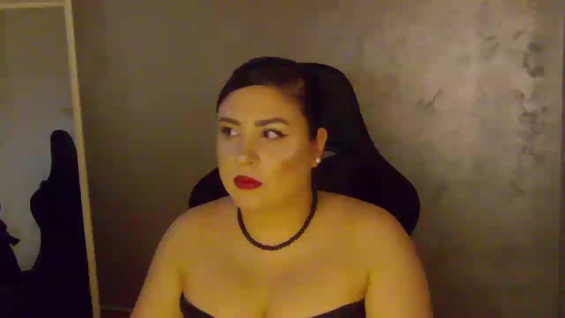 Gallery image thumbnail from NotVanilla's myfreecams stream on, 06/30/2026, 24:13 image 3 of 20