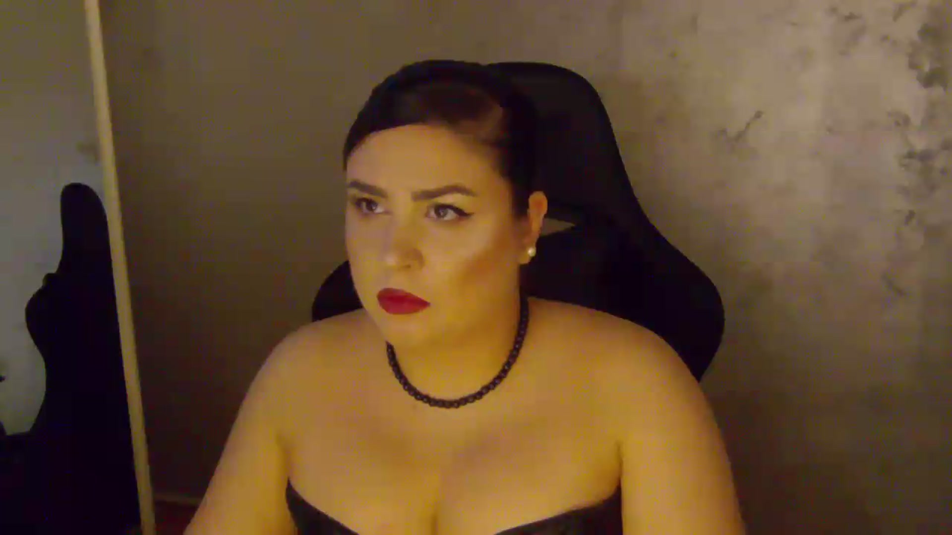 Gallery image thumbnail from NotVanilla's myfreecams stream on, 06/30/2026, 24:13 image 7 of 20