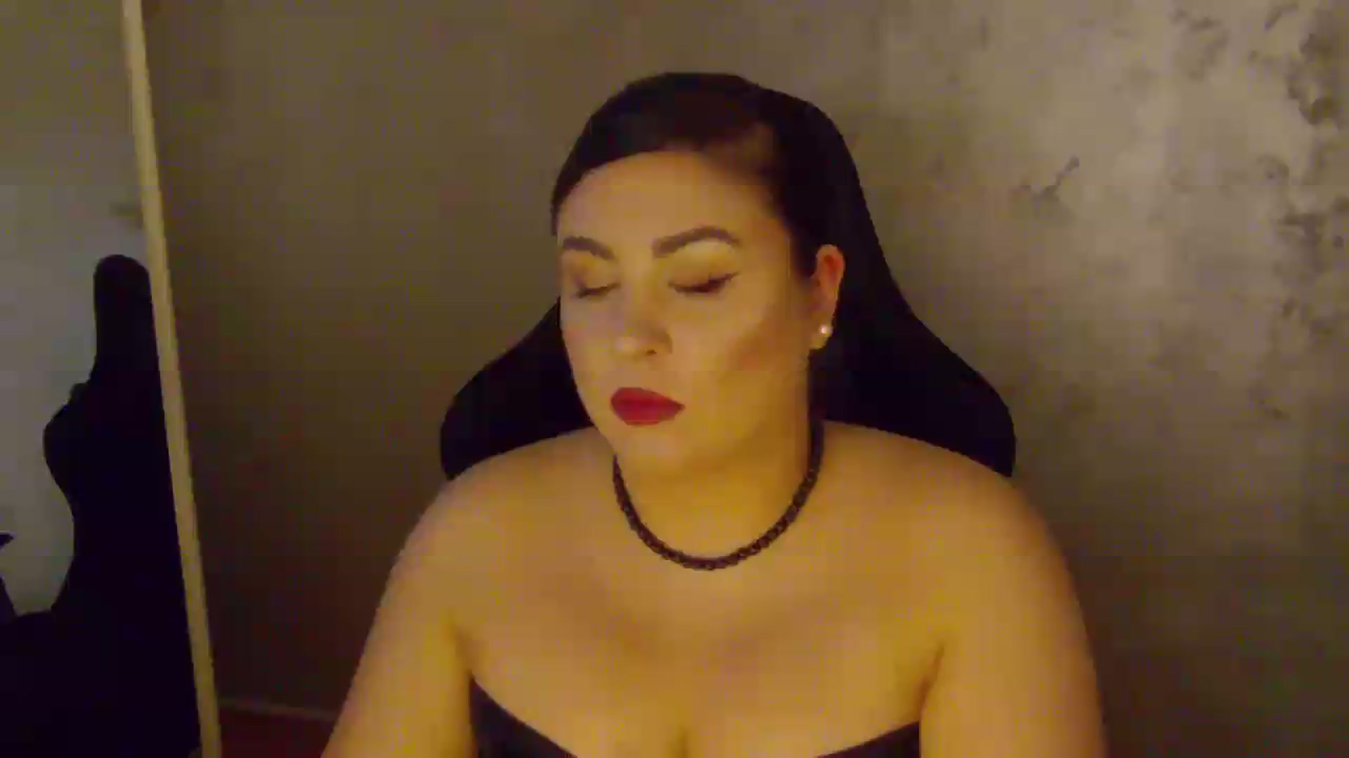 Gallery image thumbnail from NotVanilla's myfreecams stream on, 06/30/2026, 24:13 image 16 of 20