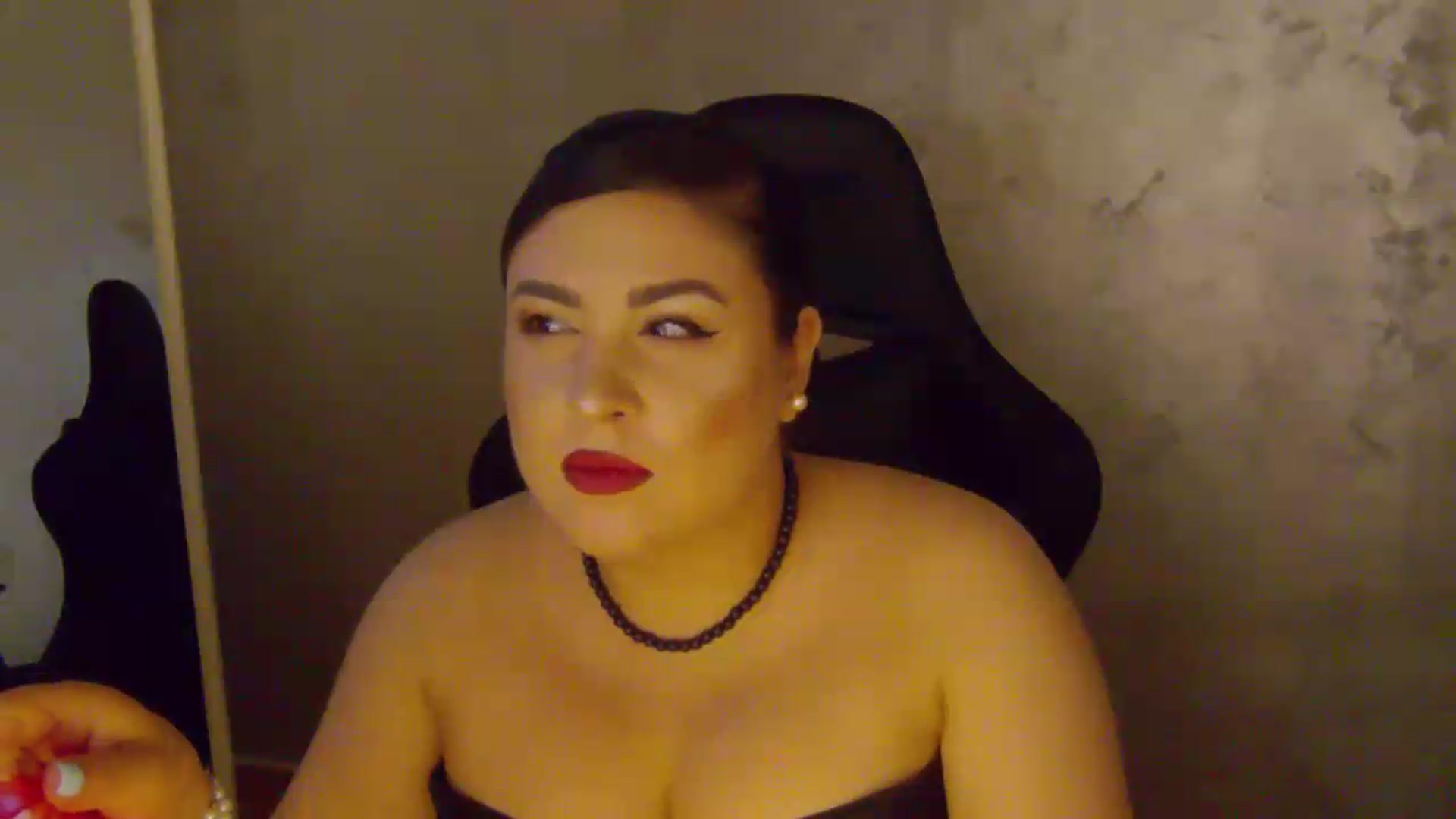 Gallery image thumbnail from NotVanilla's myfreecams stream on, 06/30/2026, 24:13 image 8 of 20