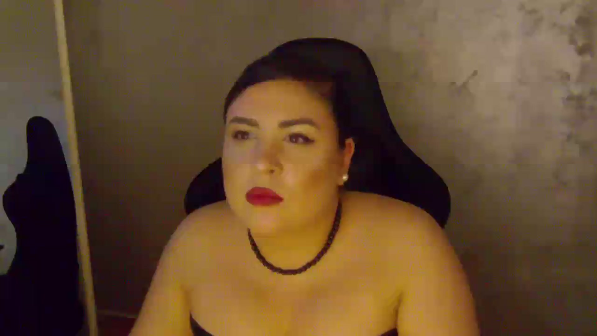 Gallery image thumbnail from NotVanilla's myfreecams stream on, 06/30/2026, 24:13 image 18 of 20